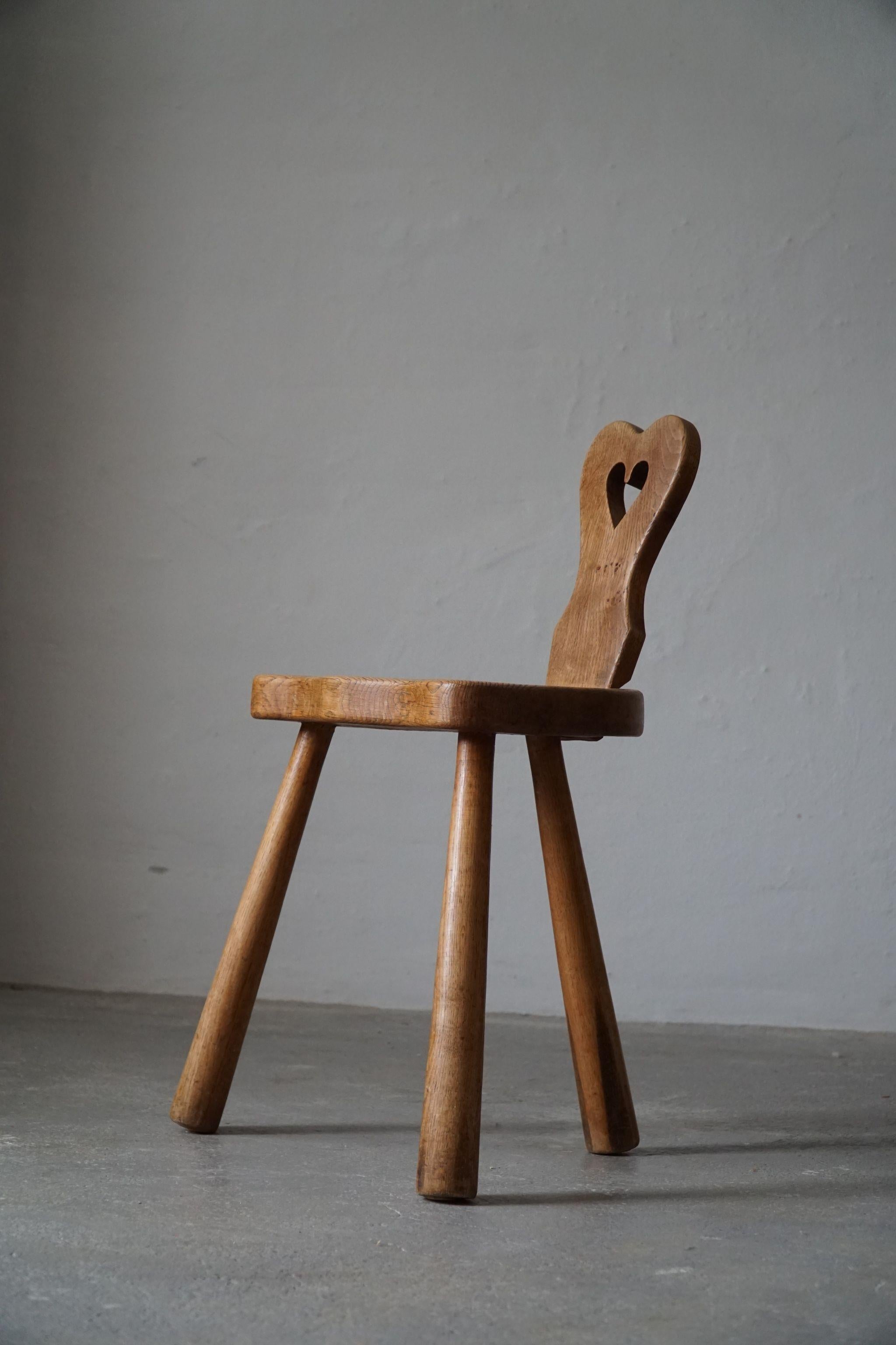 Sculptural Danish Primitive Tripod Heart Chair in Solid Oak, Early 20th Century 5