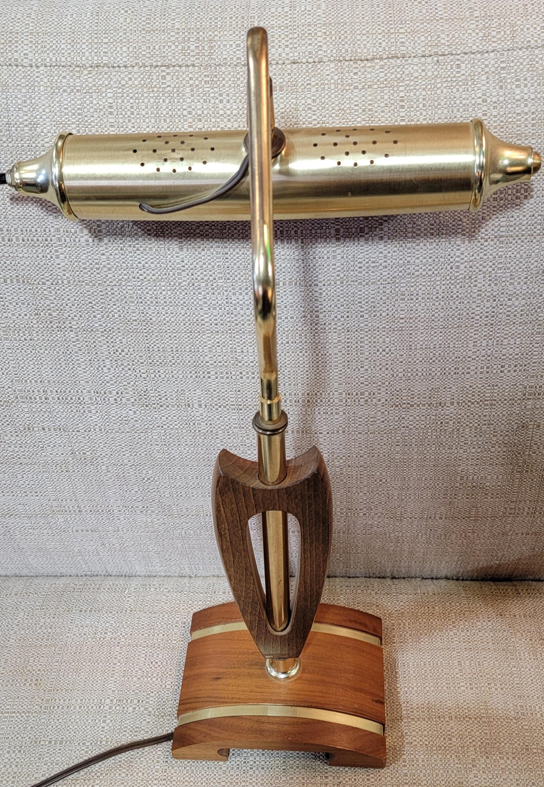 Sculptural Desk Lamp Manner of Modeline For Sale 2