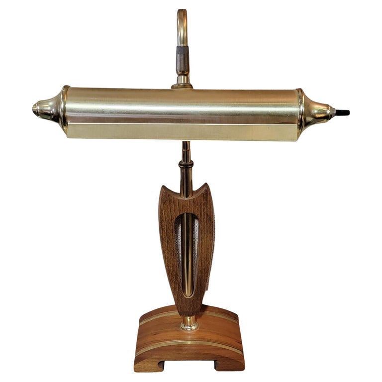 Sculptural Desk Lamp Manner of Modeline For Sale