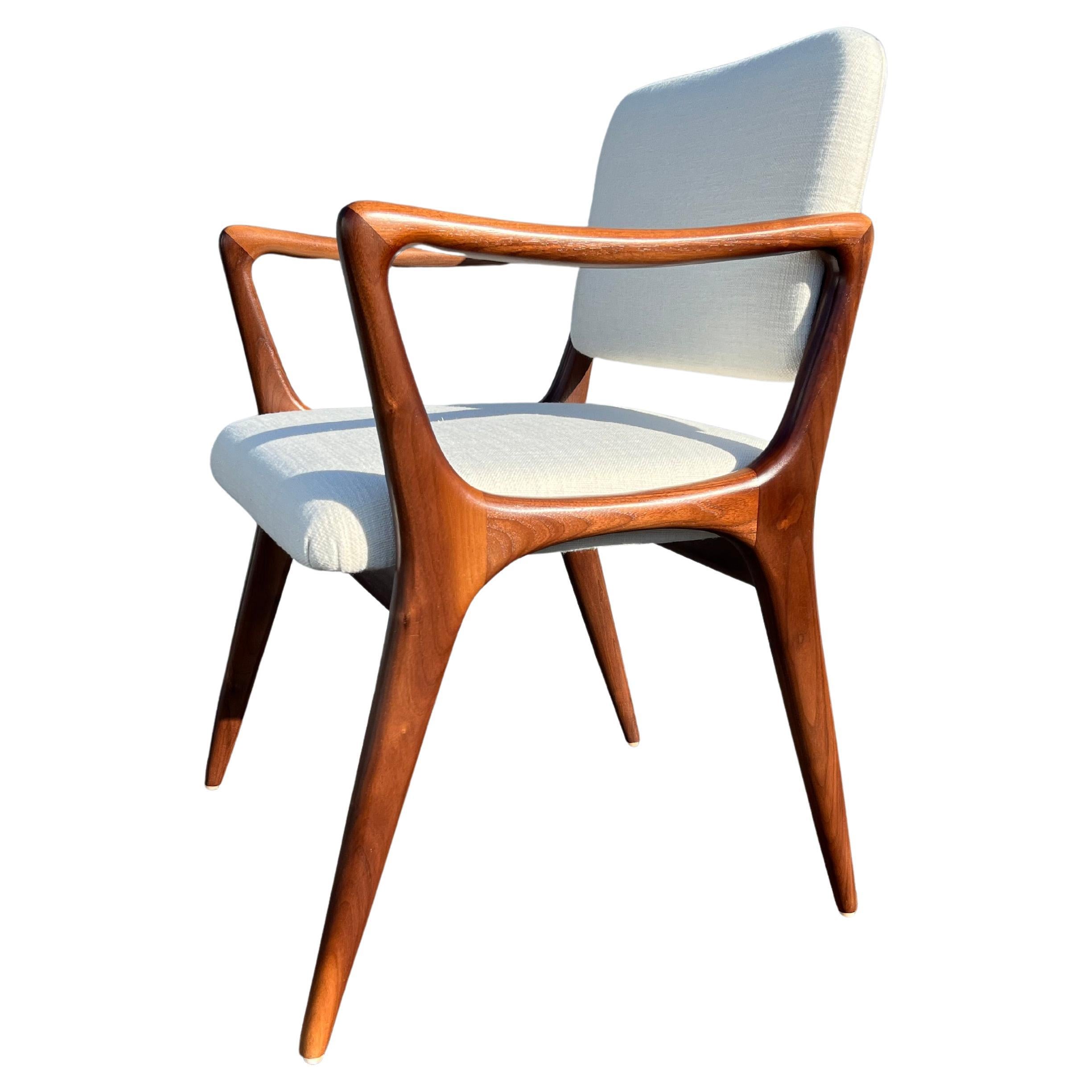 Sculptural Dining Arm Chairs in the Style of Gio Ponti, Walnut