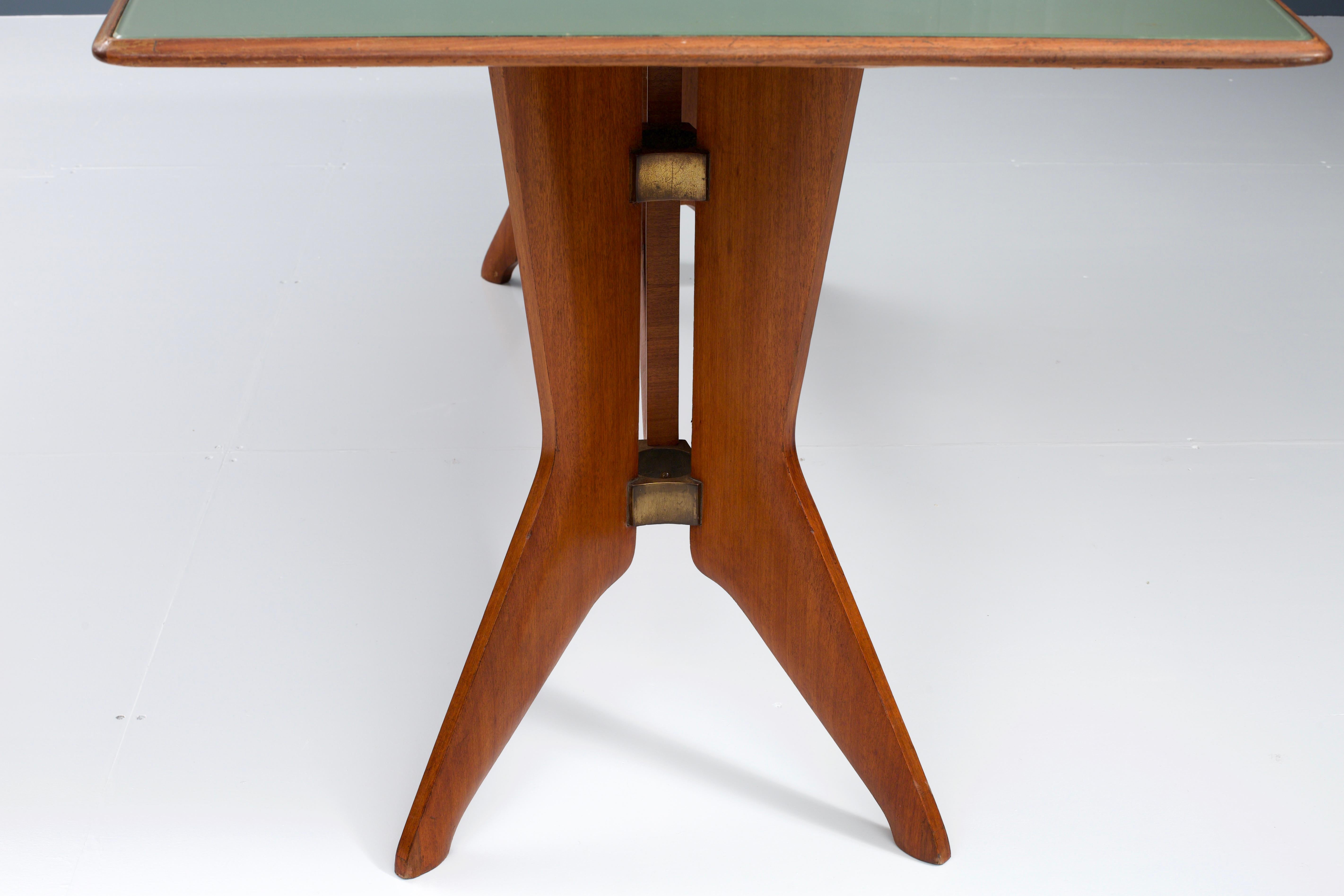 Table à manger sculpturale d'Ariberto Colombo, Italie, années 1950 Bon état - En vente à Uithoorn, NL