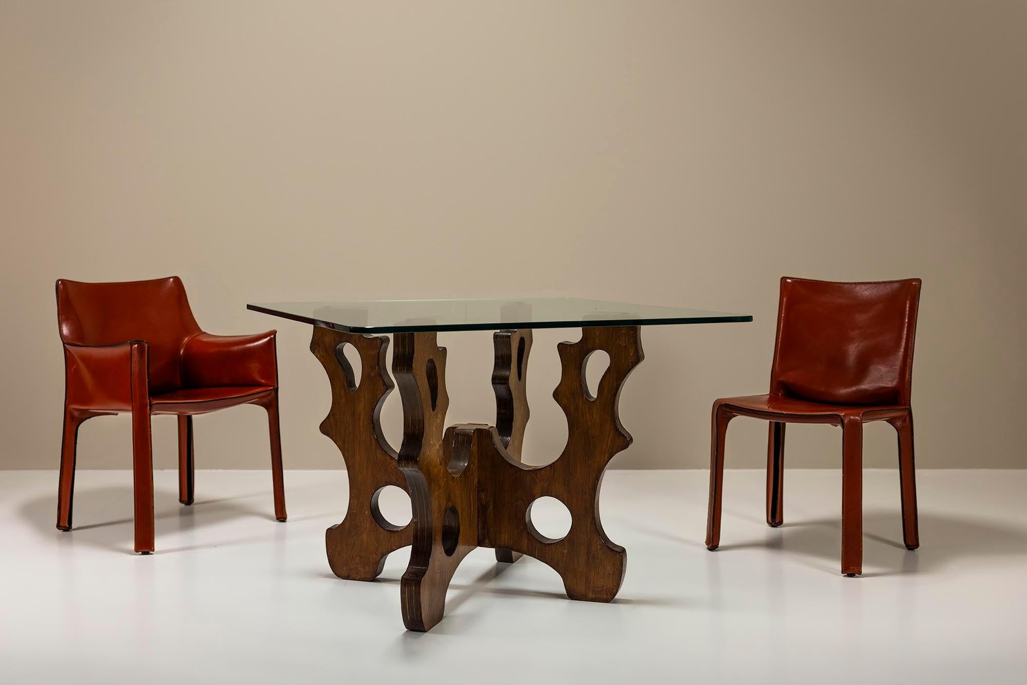 Mid-Century Modern Table de salle à manger sculpturale en hêtre et verre, Italie, années 1970 en vente