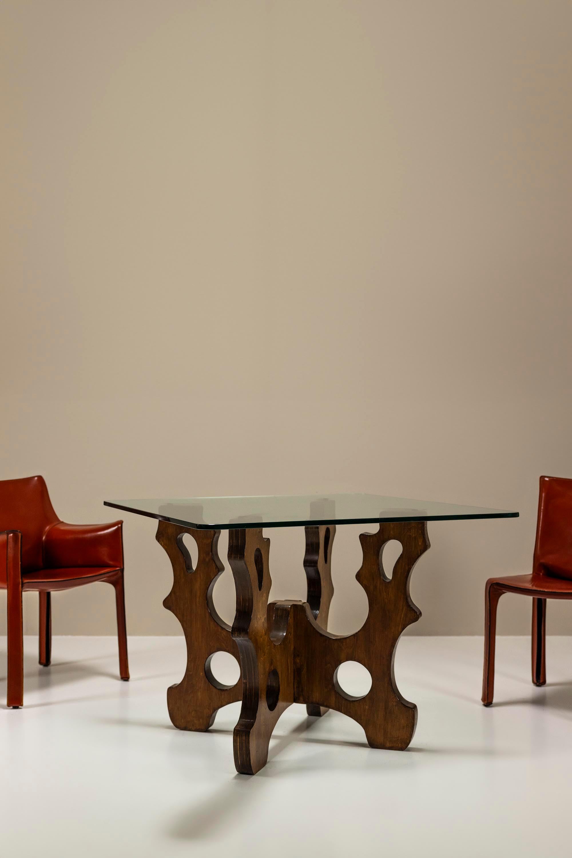 Italian Sculptural Dining Table In Beech And Glass, Italy 1970's For Sale