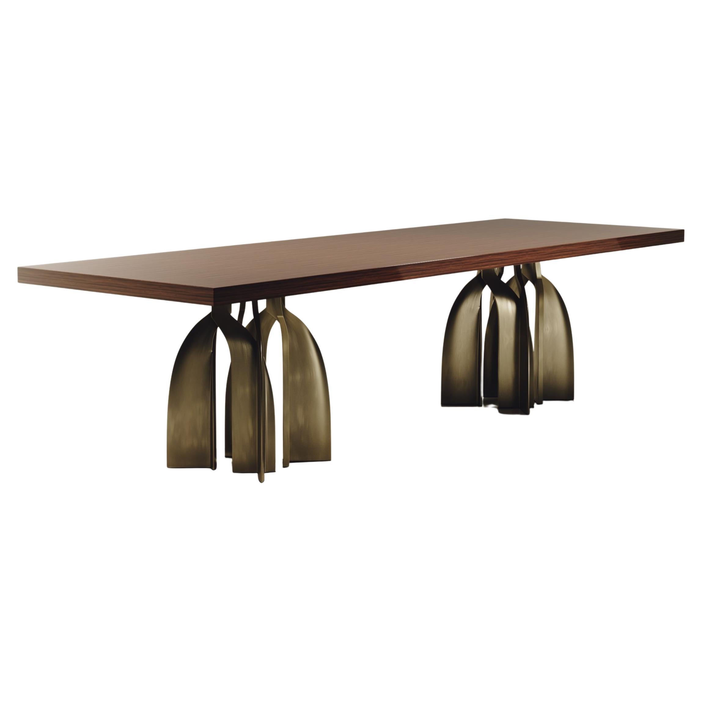Table de salle à manger sculpturale en incrustation de macassar et laiton patiné par Kifu Paris