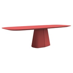 Tavolo da pranzo scultoreo con piano ovale in colori RAL personalizzati