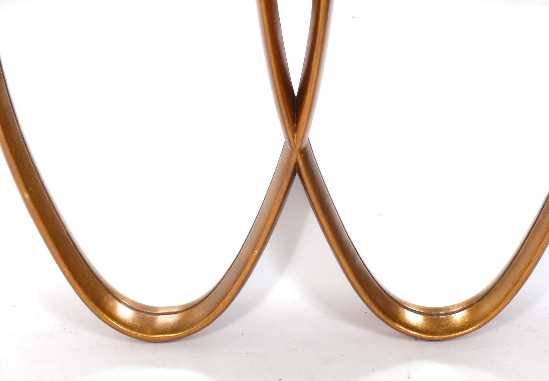Skulpturaler doppelter ovaler vergoldeter Spiegel  (Moderne der Mitte des Jahrhunderts) im Angebot