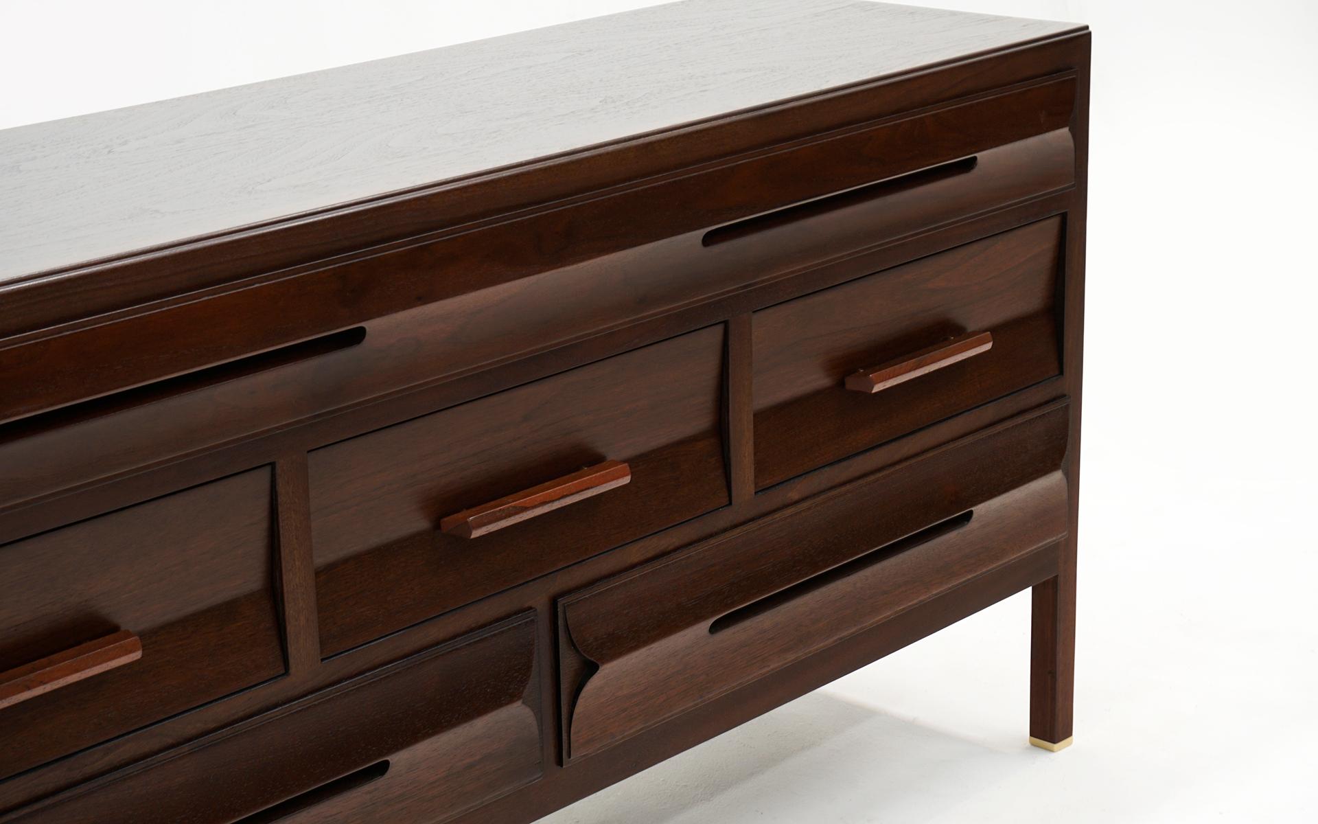 Mid-20th Century Sculptural Dresser in Walnut with Brass Accents by Edward Wormley for Dunbar