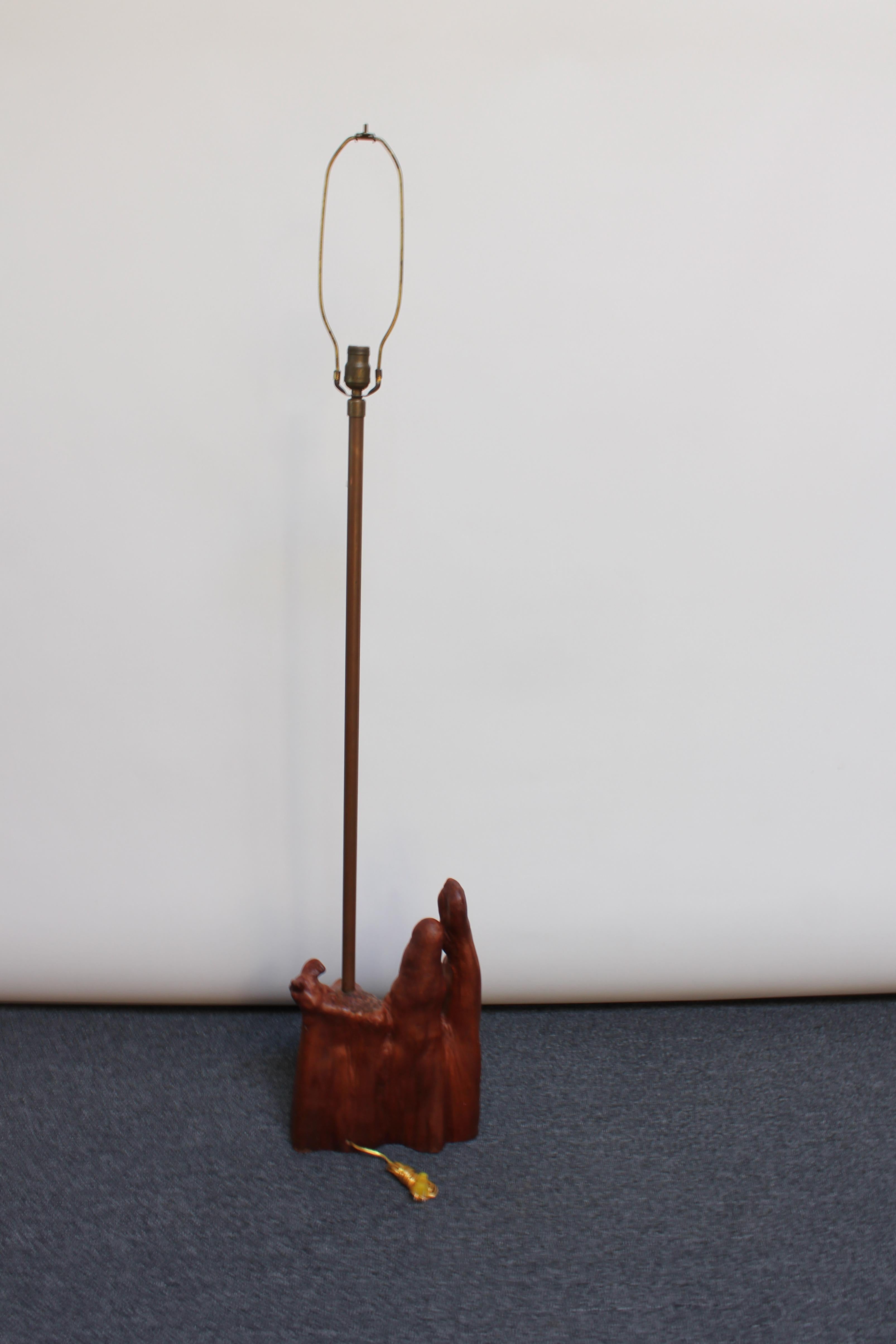 Sculptural Driftwood and Brass Floor Lamp In Good Condition For Sale In Brooklyn, NY