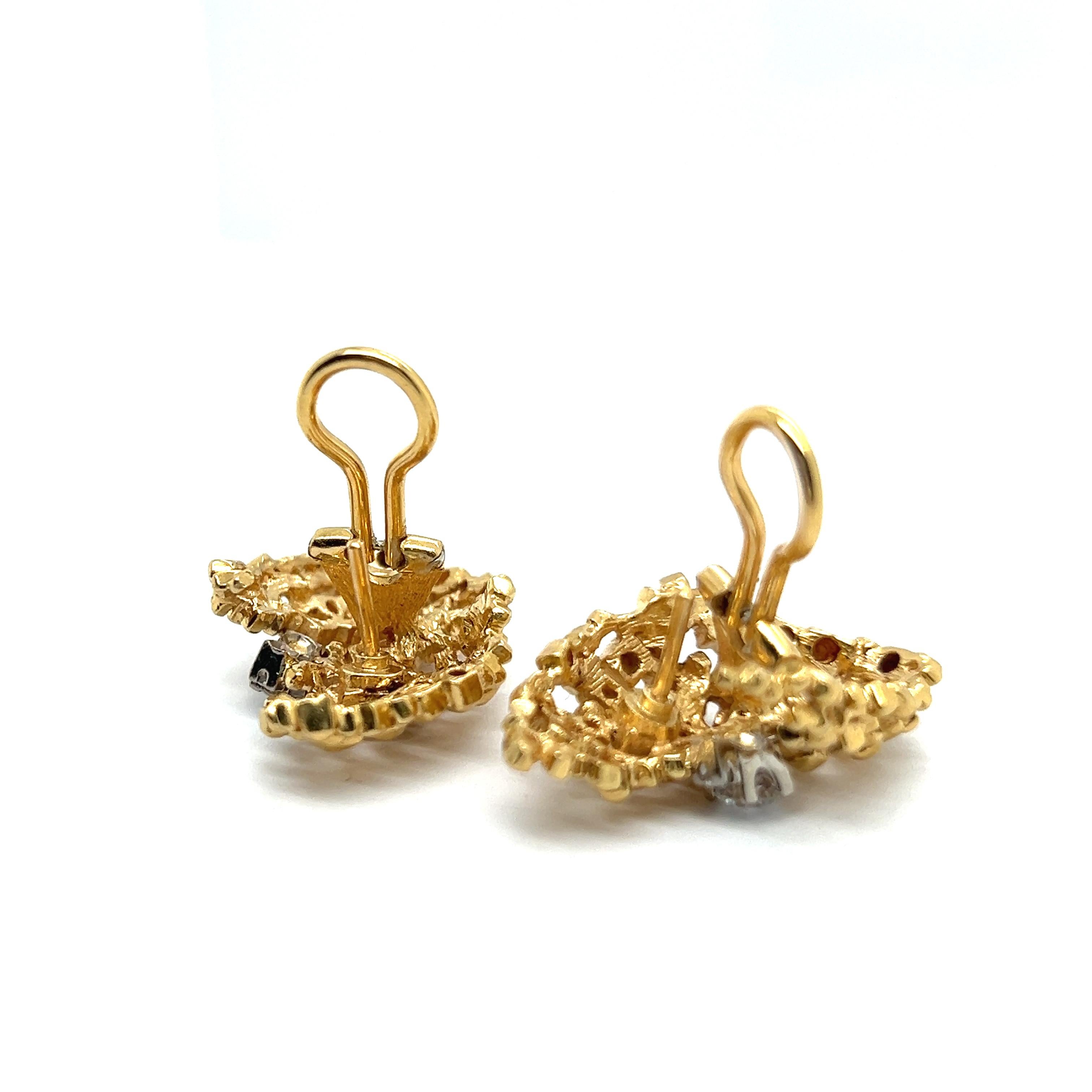 Skulpturale Ohrringe mit Diamanten aus 18 Karat Gelbgold von Gilbert Albert im Angebot 2