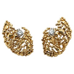 Sculptural Earrings with Diamonds in 18 Karat Yellow Gold by Gilbert Albert