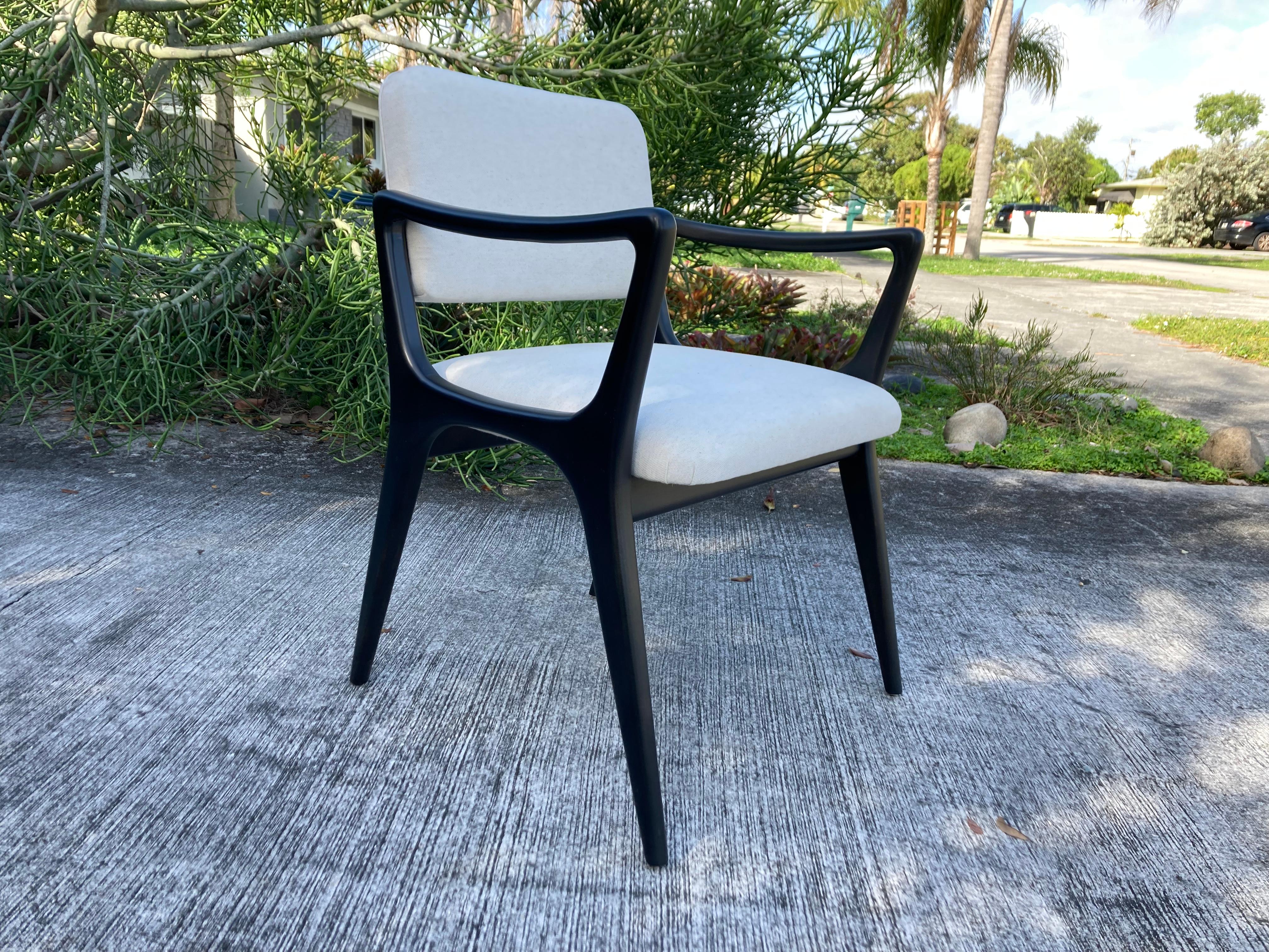 Sculptural Ebonized Arm Chair in the Style of Gio Ponti, Desk Chair 4