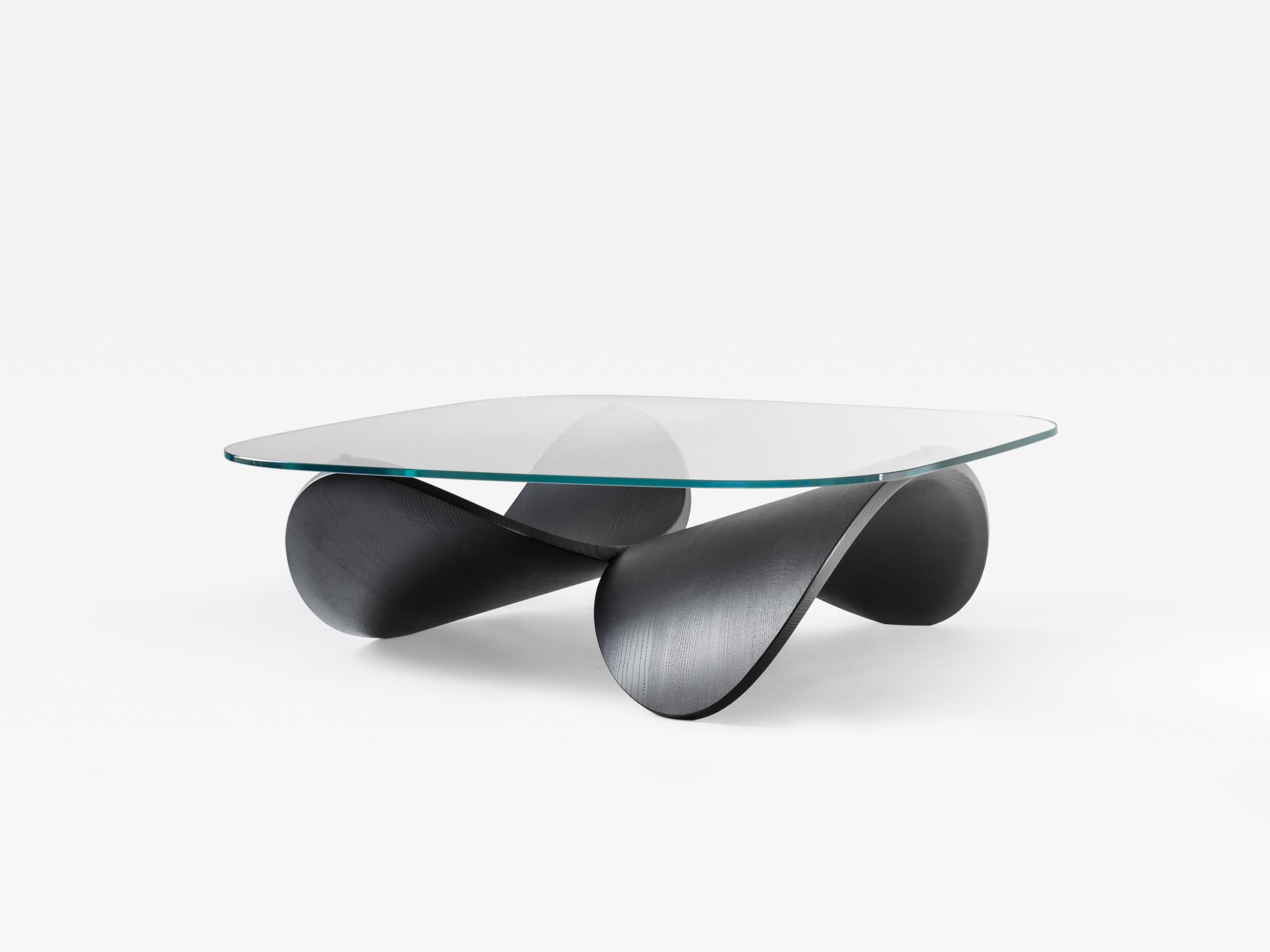 Sculptural Élevé Coffee Table, Handcrafted in Italy, Numbered Series, Black Wood en vente 3