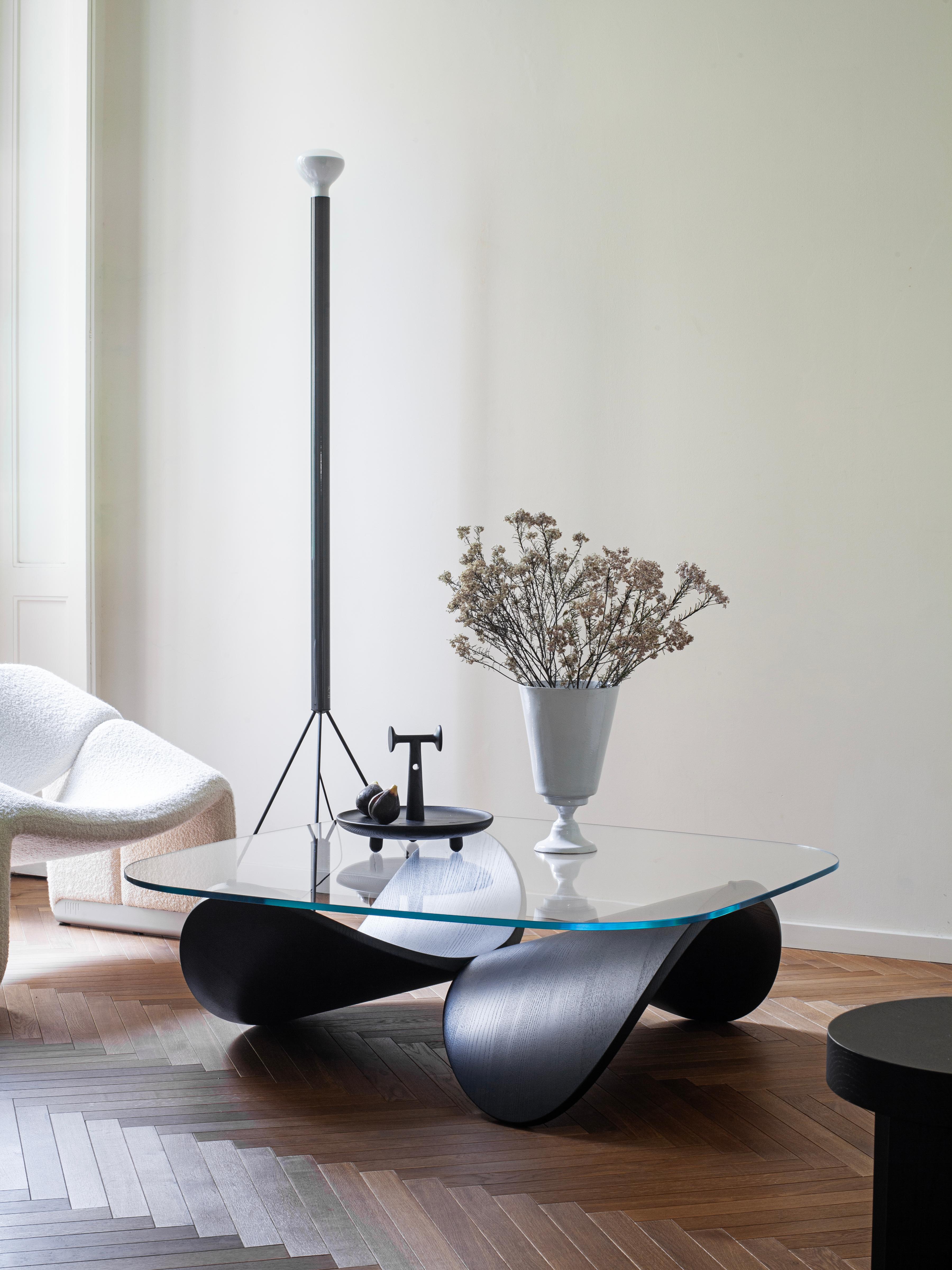 XXIe siècle et contemporain Sculptural Élevé Coffee Table, Handcrafted in Italy, Numbered Series, Black Wood en vente