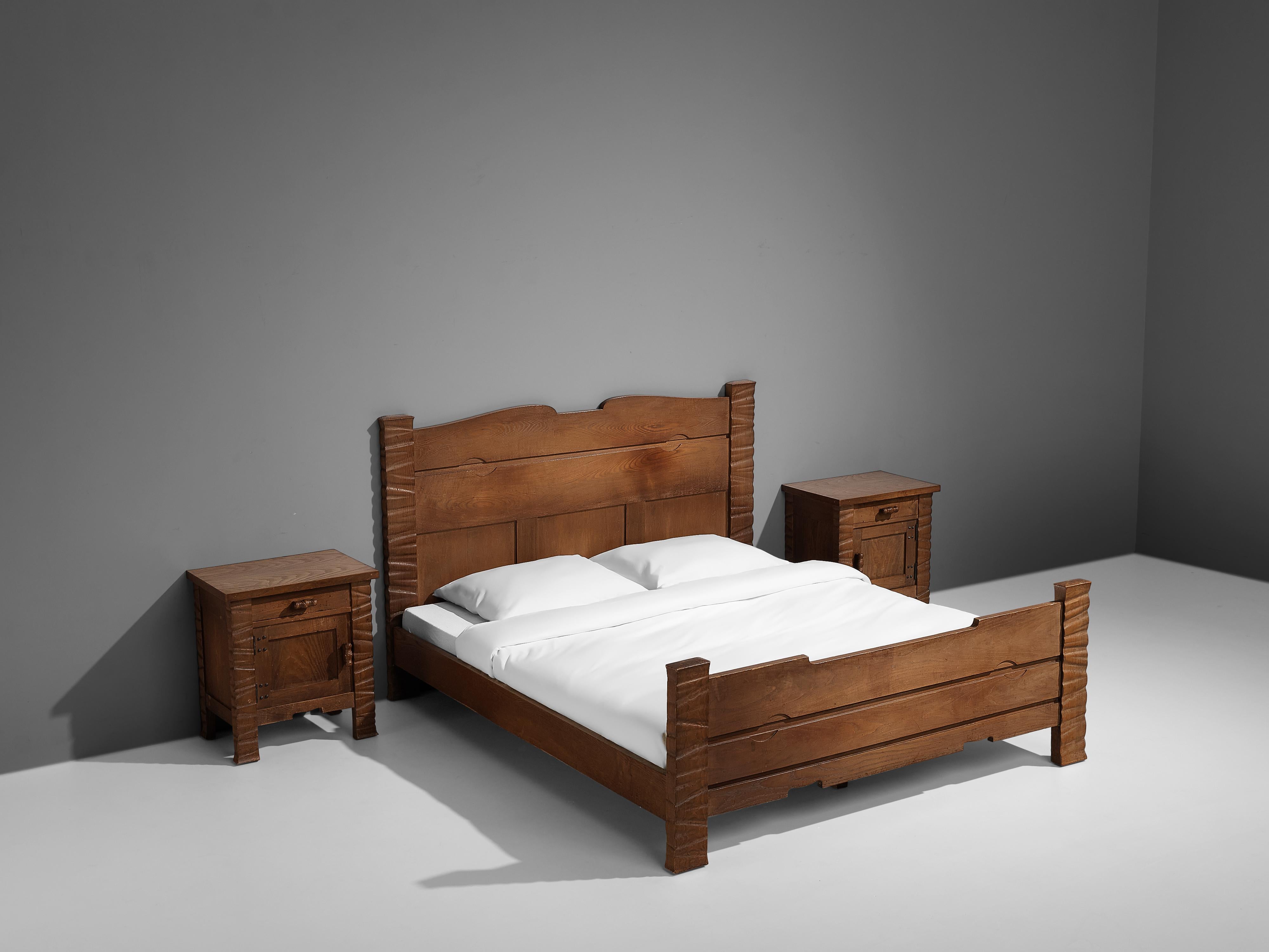 Italian Sculptural Ernesto Valabrega Kingsize Bed in Oak with Nightstands
