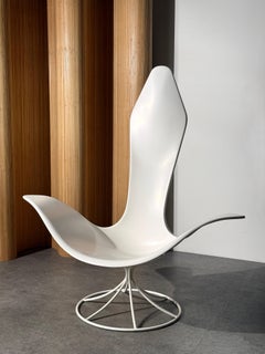 Sculptural Fiberglass White Tulip Lounge Chair by Erwine & Estelle Laverne 1950s