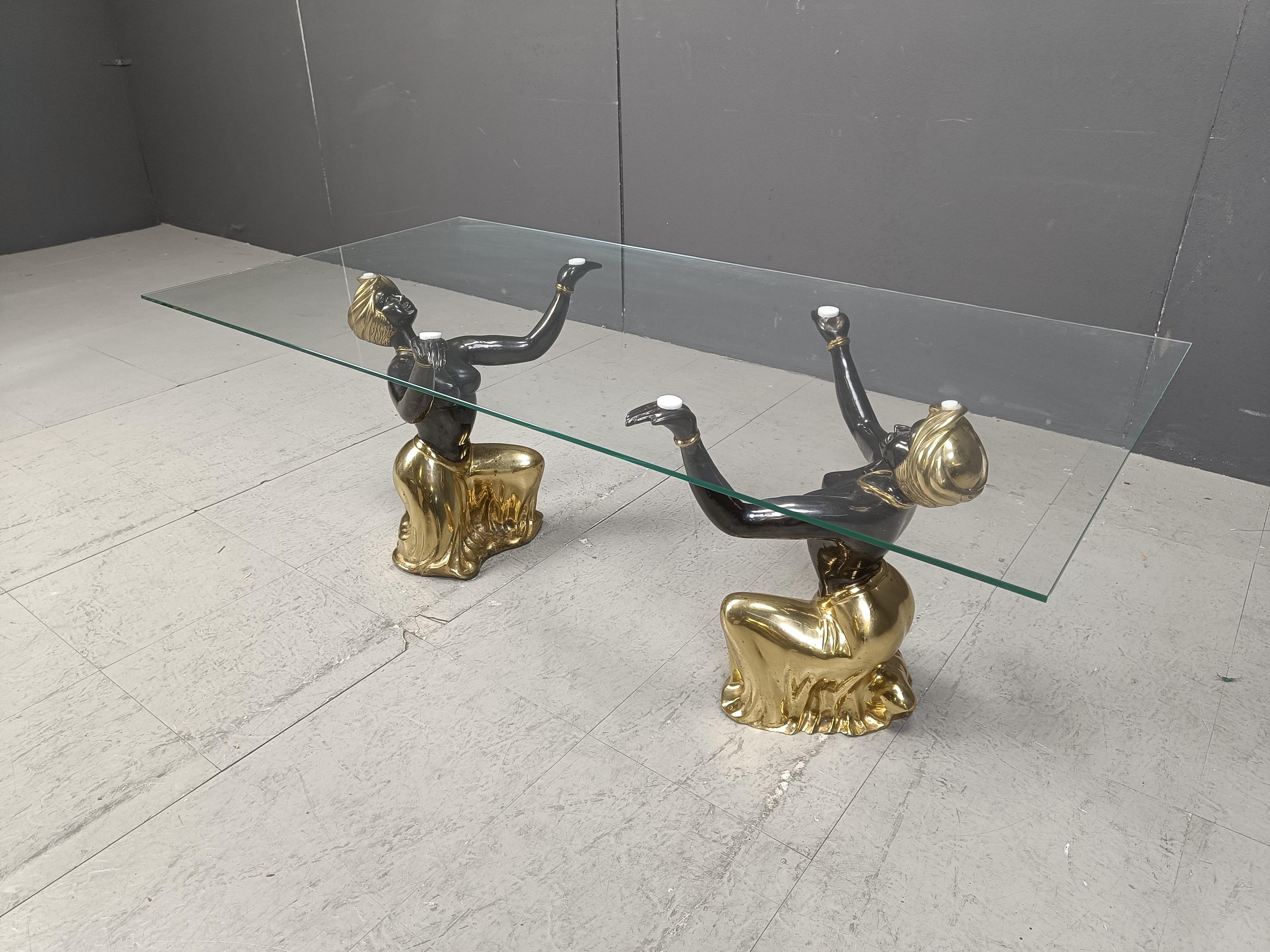 Table basse sculpturale, années 1970 en vente 3