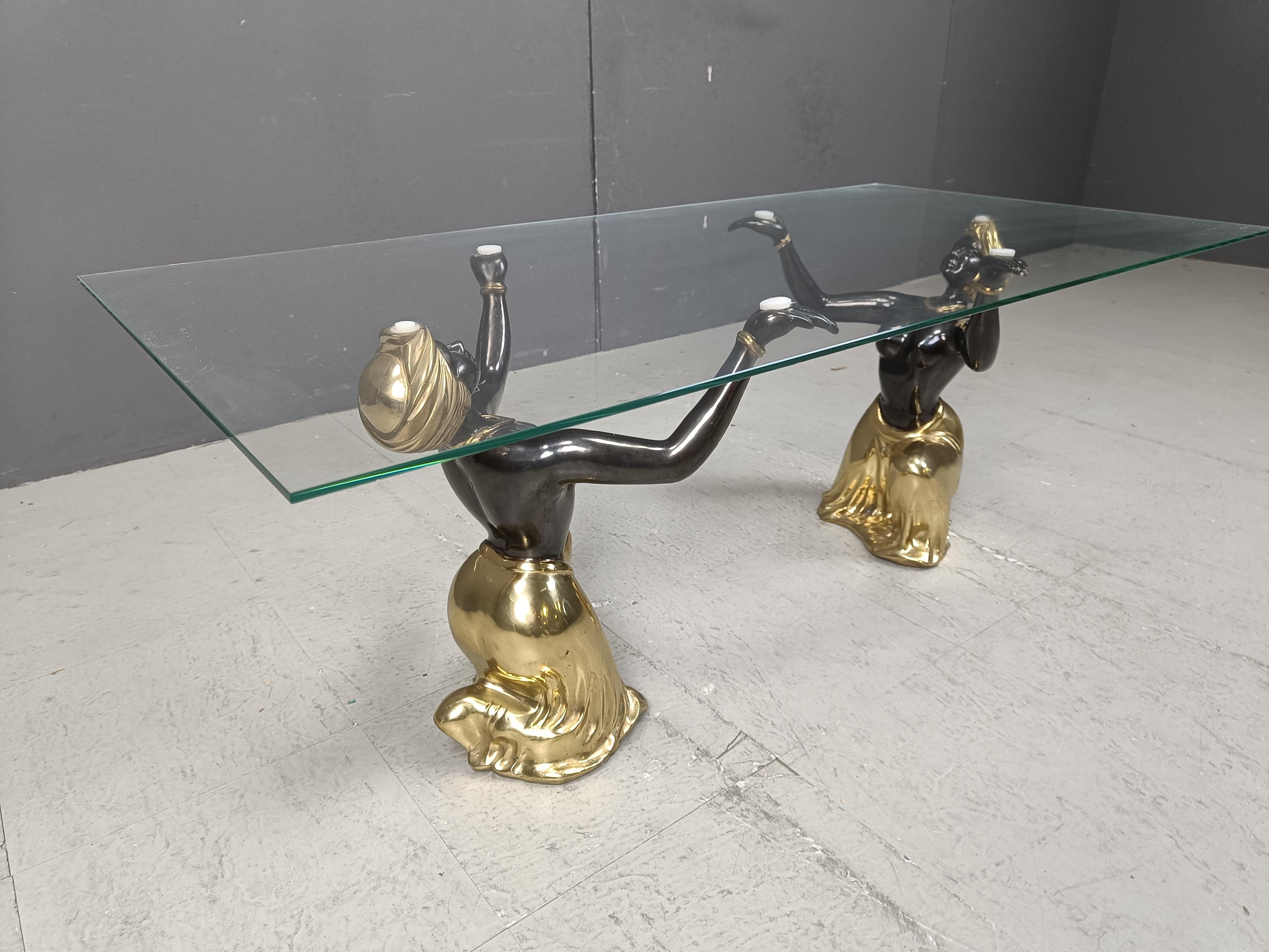 Table basse sculpturale, années 1970 en vente 2