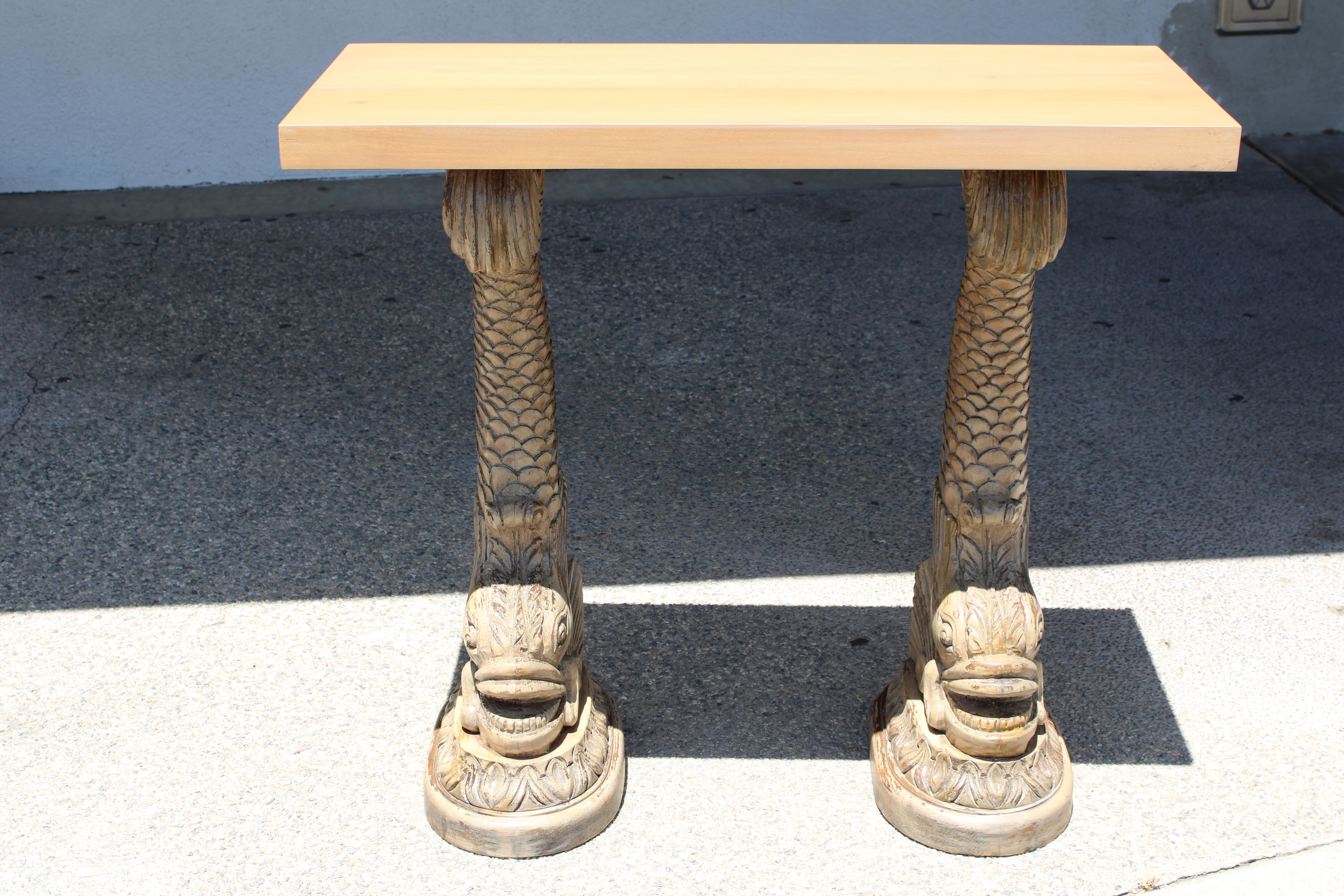 Sculptural Fish Console Table In Good Condition For Sale In Palm Springs, CA