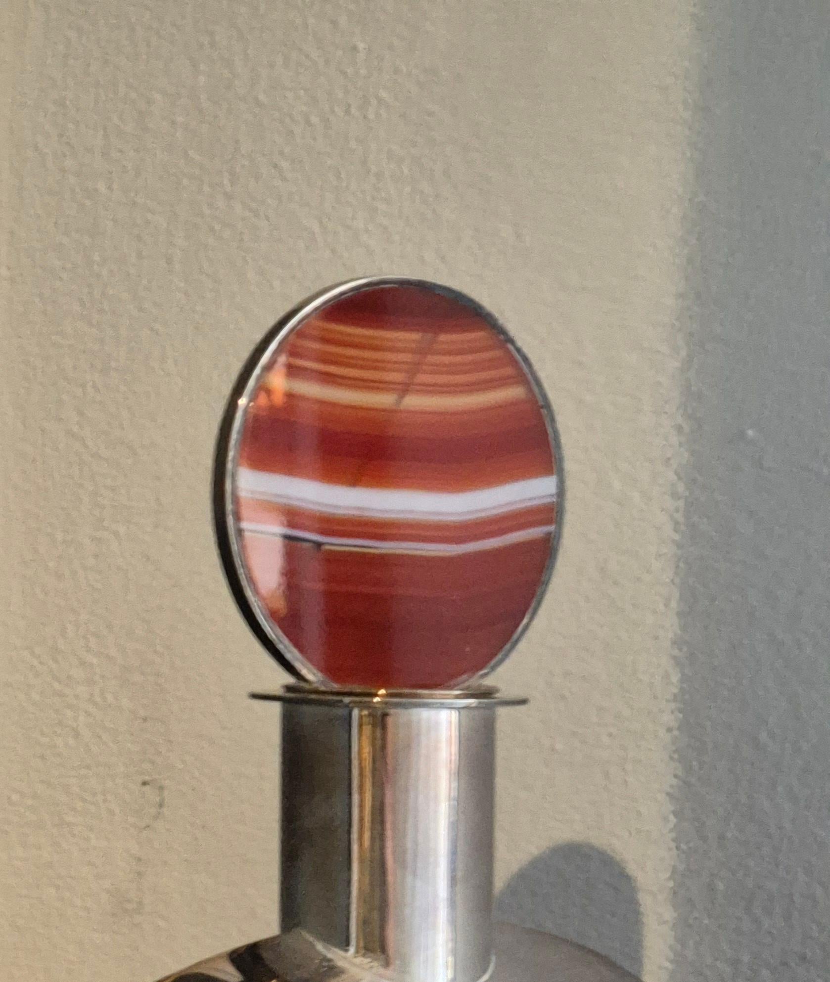 Sculptural flask in solid silver with agate by Inga Lagervall, Swedish 1952. For Sale 2