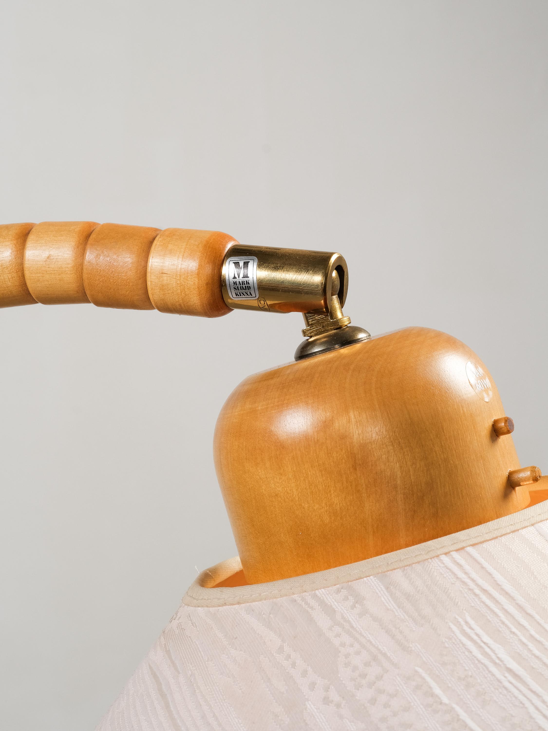 Sculptural Floor Lamp in Birch Wood and Brass by Markslöjd, Sweden, 1970s For Sale 6