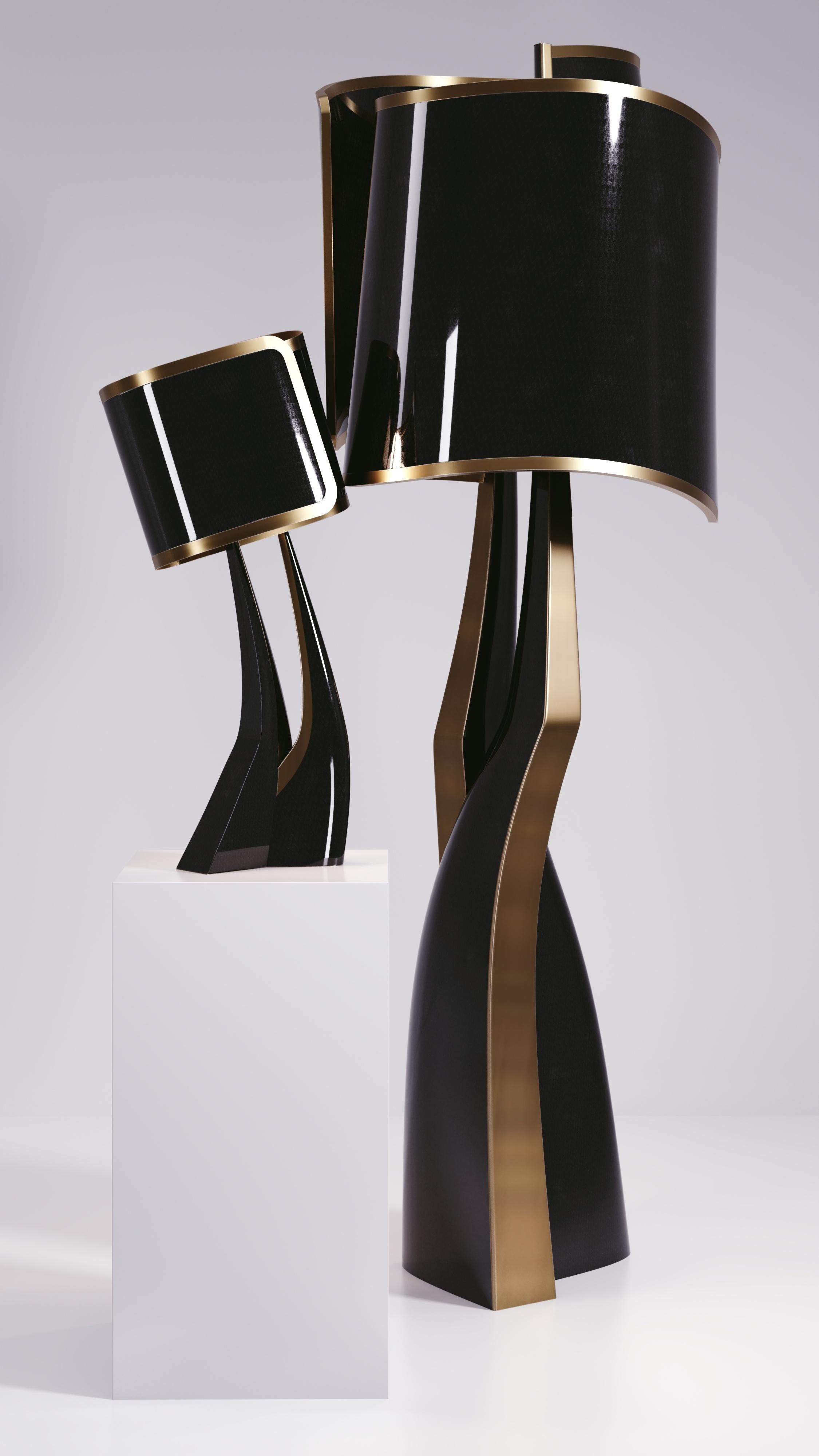 Sculptural Floor Lamp in Shagreen Inlay and Bronze-Patina Brass by Kifu Paris For Sale 4