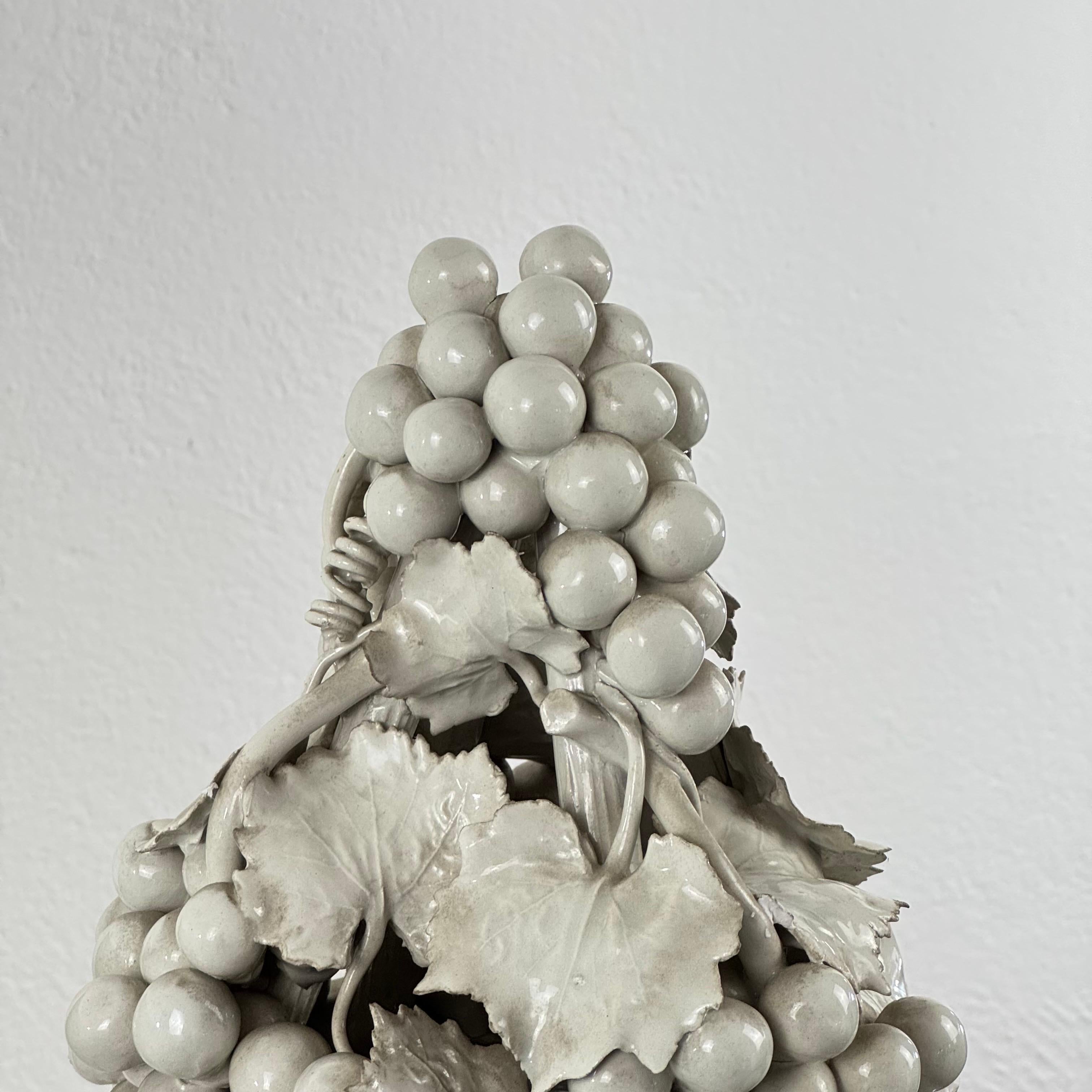 Skulpturale Stehleuchte 