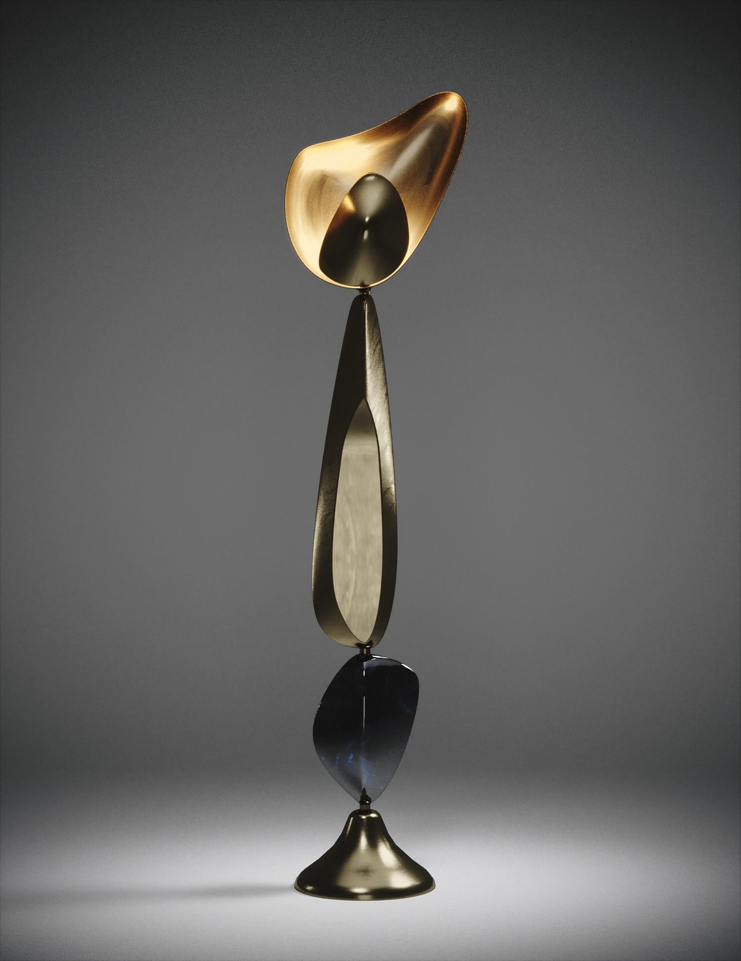 Lampada da terra scultorea con intarsi in ottone bronzato e conchiglia di Kifu Paris In condizioni Nuovo in vendita a New York, NY