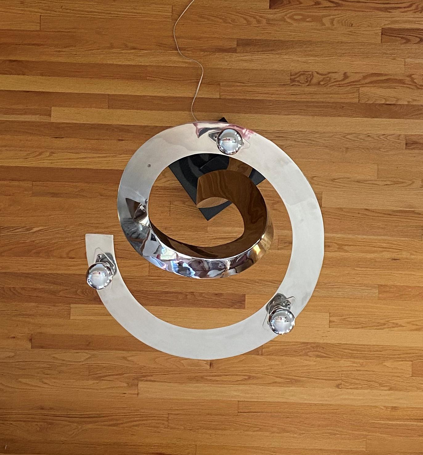 Lampadaire sculptural en acier inoxydable forgé de Curtis Norton en vente 2