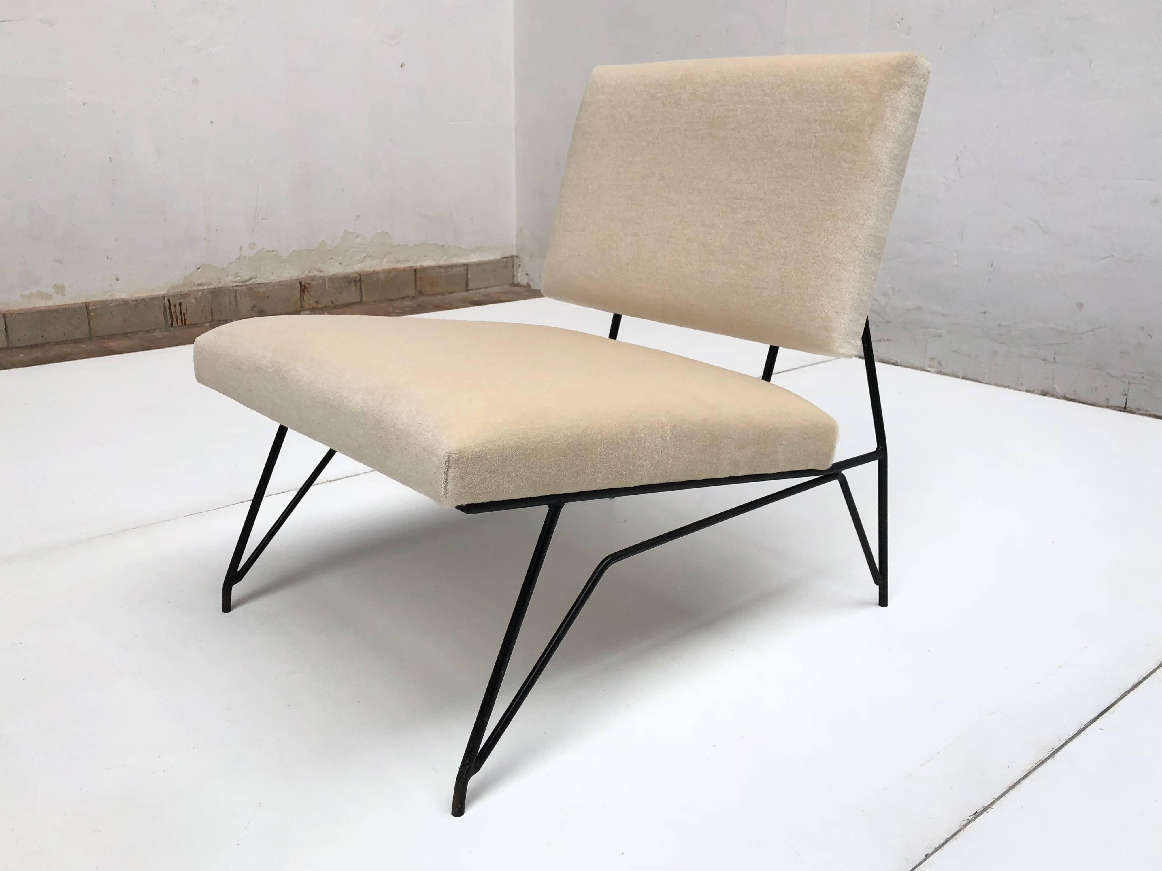 Italian Sculptural Form Lounge Chair Attributed to Ravegnati & Vincenzi for D'arbo, 1950