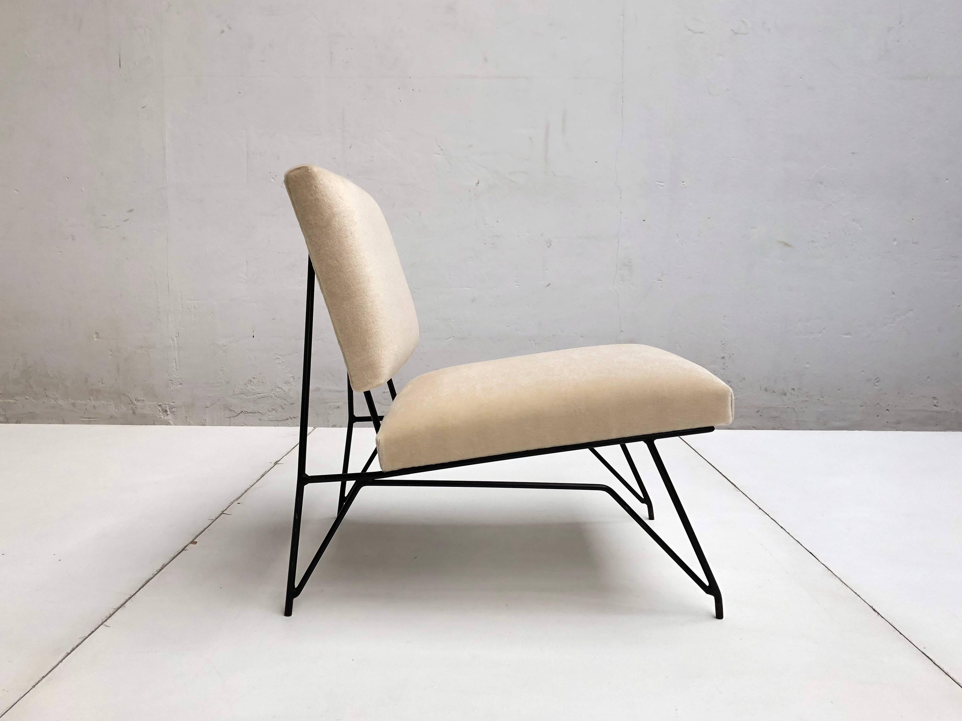 Mohair Sculptural Form Lounge Chair Attributed to Ravegnati & Vincenzi for D'arbo, 1950