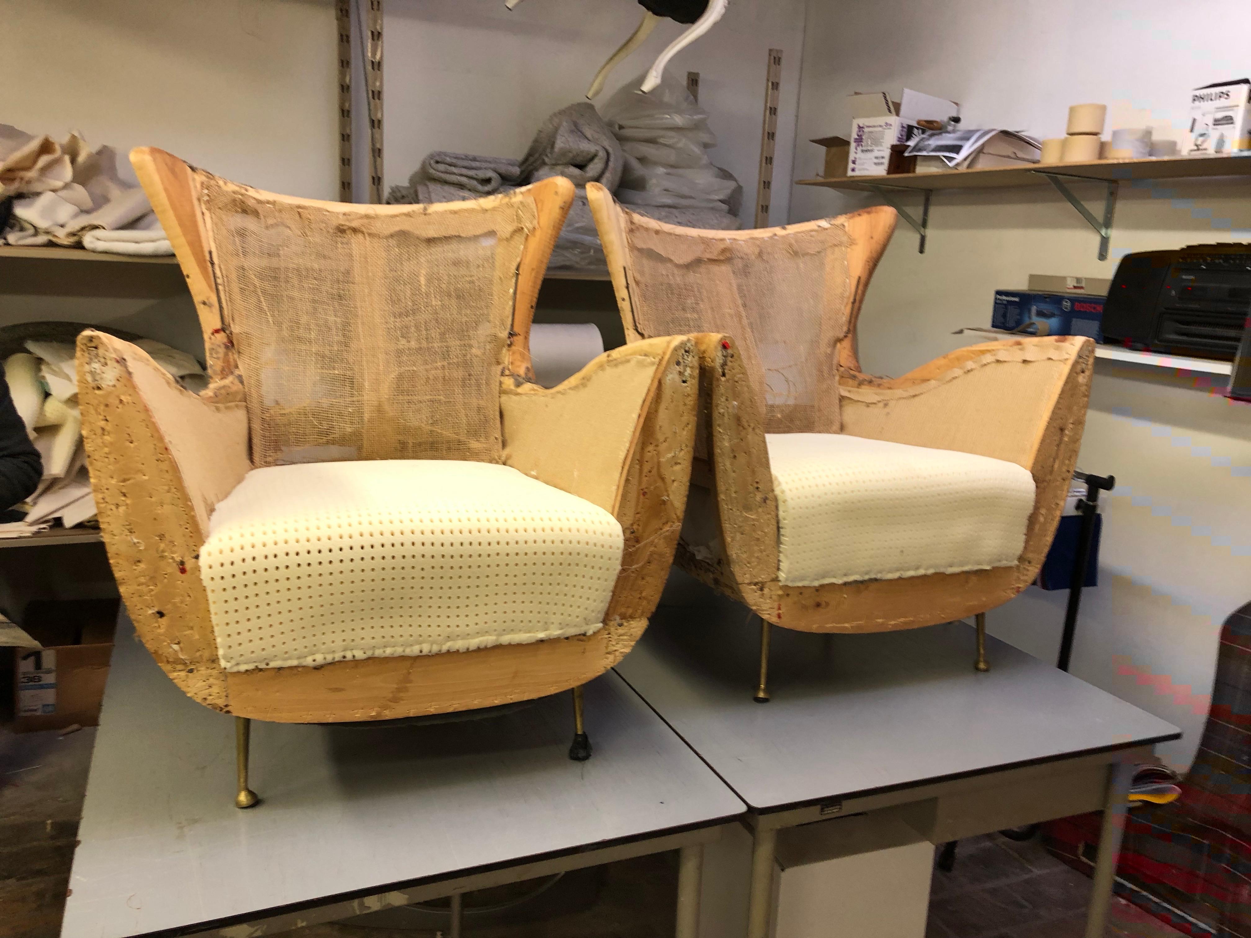 Sculptural Form Lounge Chairs, Mohair Fabric with Brass Legs, ISA, Italy, 1950 For Sale 8
