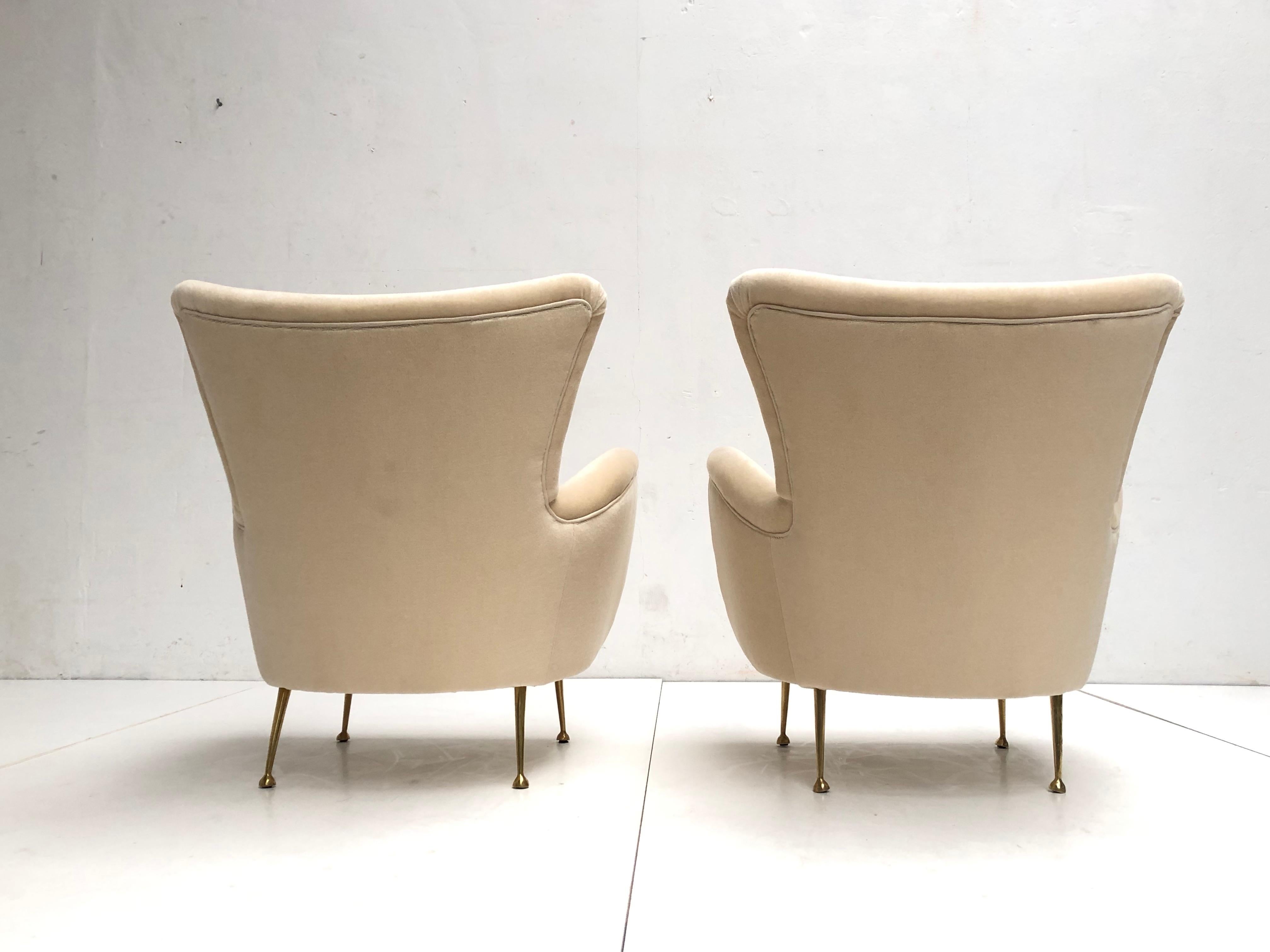Seagrass Sculptural Form Lounge Chairs, Mohair Fabric with Brass Legs, ISA, Italy, 1950 For Sale