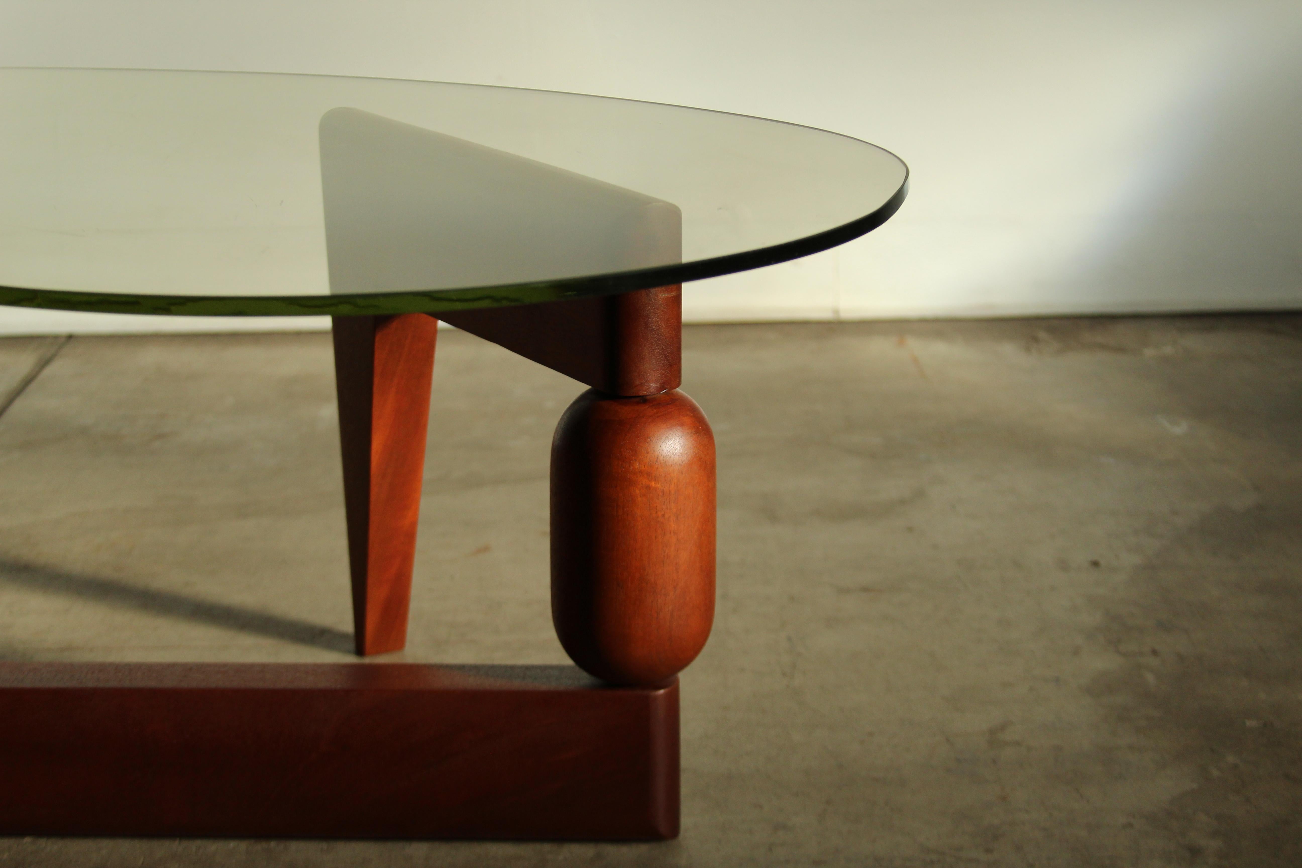 Sculptural Freeform Coffee Table in the Manner of Isamu Noguchi, 1970s For Sale 7