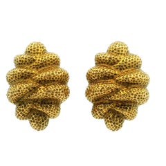 Sculptural French 18K Gold Brutalist Cluster Clip Earrings, 1970s