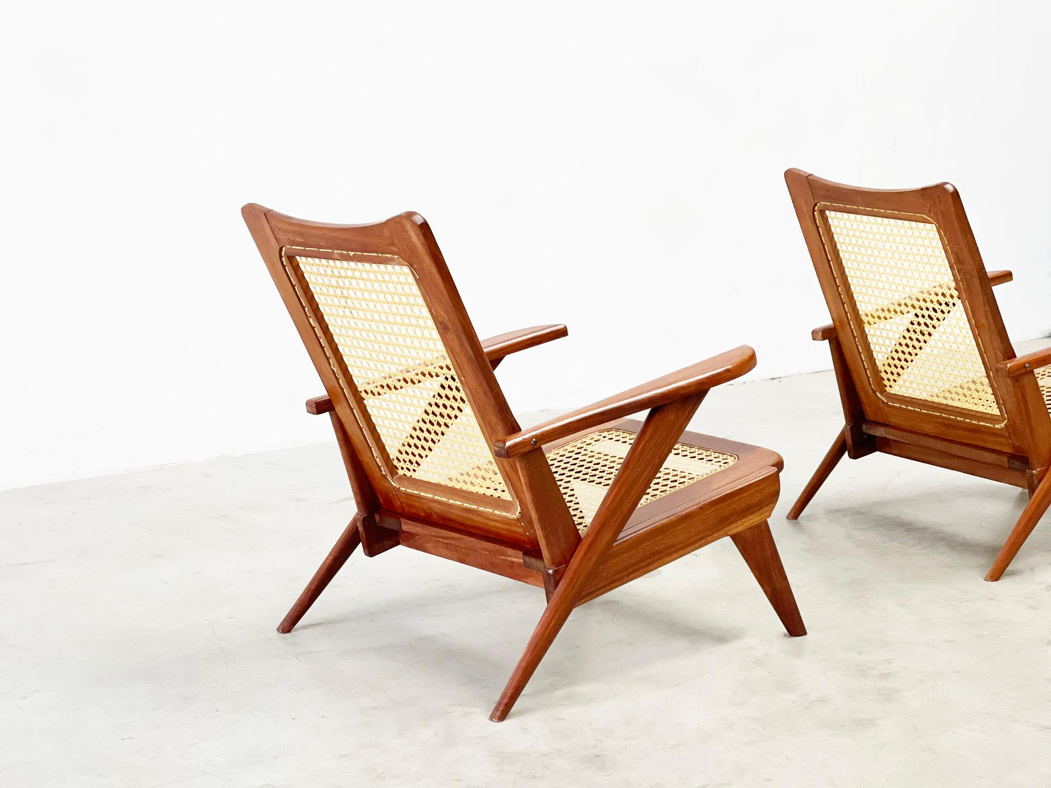 Sculptural french lounge chairs 1950's. For Sale 2