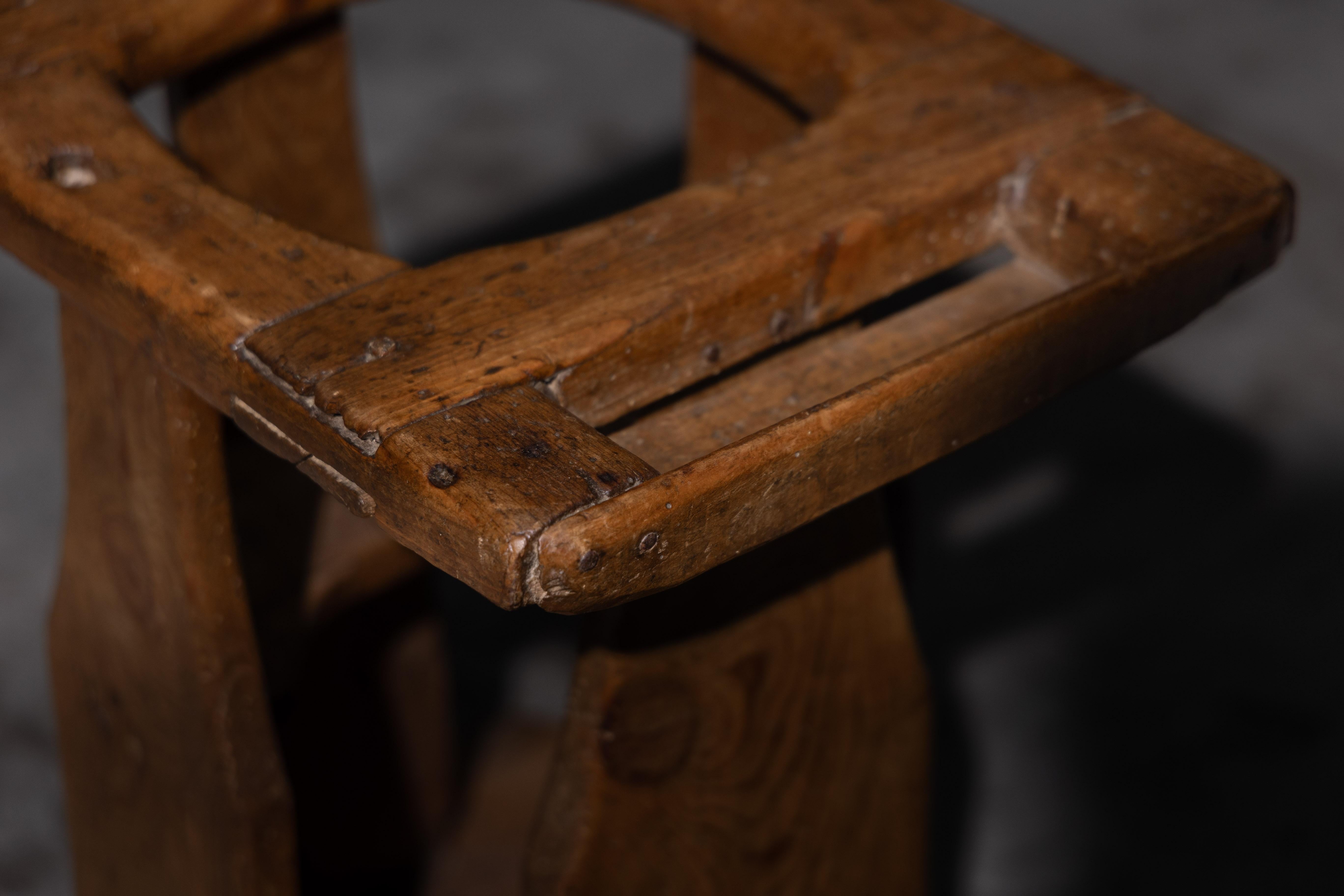 Bois Objet fonctionnel sculptural, France, 19ème siècle en vente