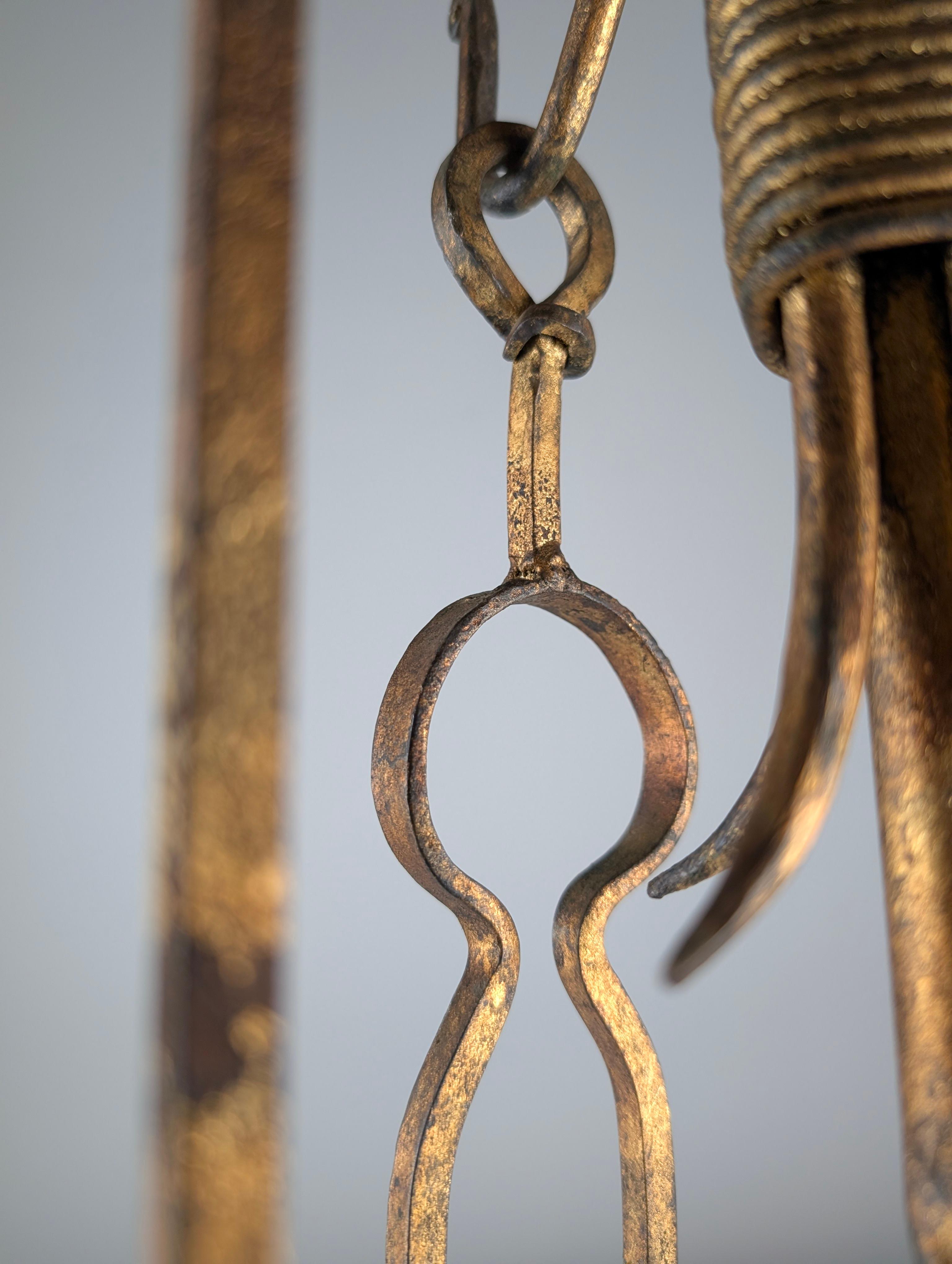 XX secolo Set di attrezzi per caminetto in ferro battuto dorato, anni '60 in vendita