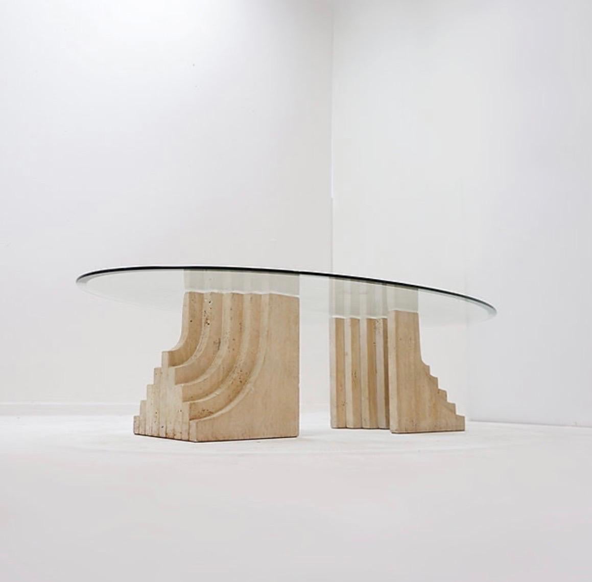 Sculptural Glass and Travertine coffee table Tobia Scarpa style In Fair Condition For Sale In Linkebeek, BE
