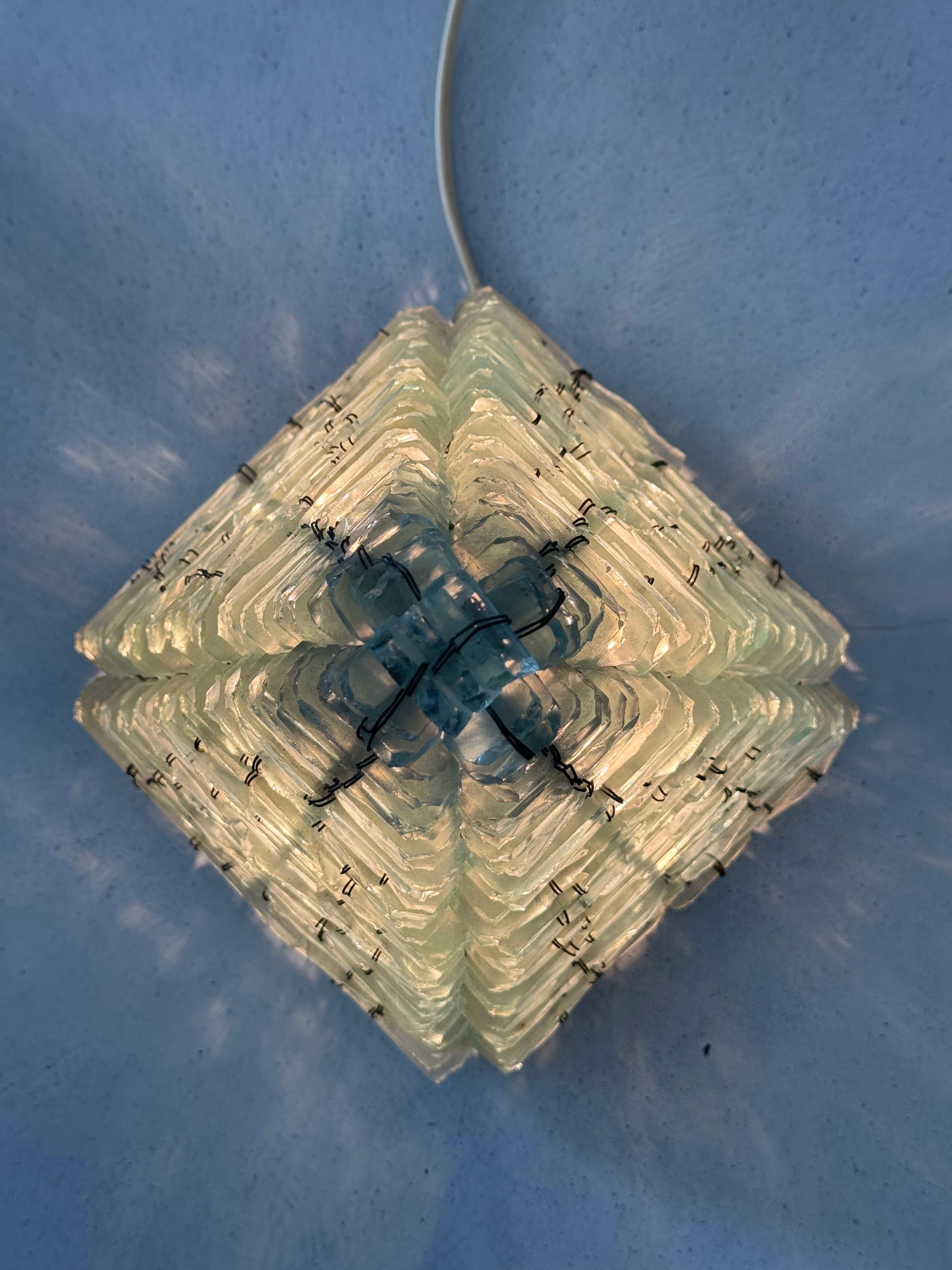 Sculptural Glass Pyramid Table Lamp, French Design 1960s For Sale 6