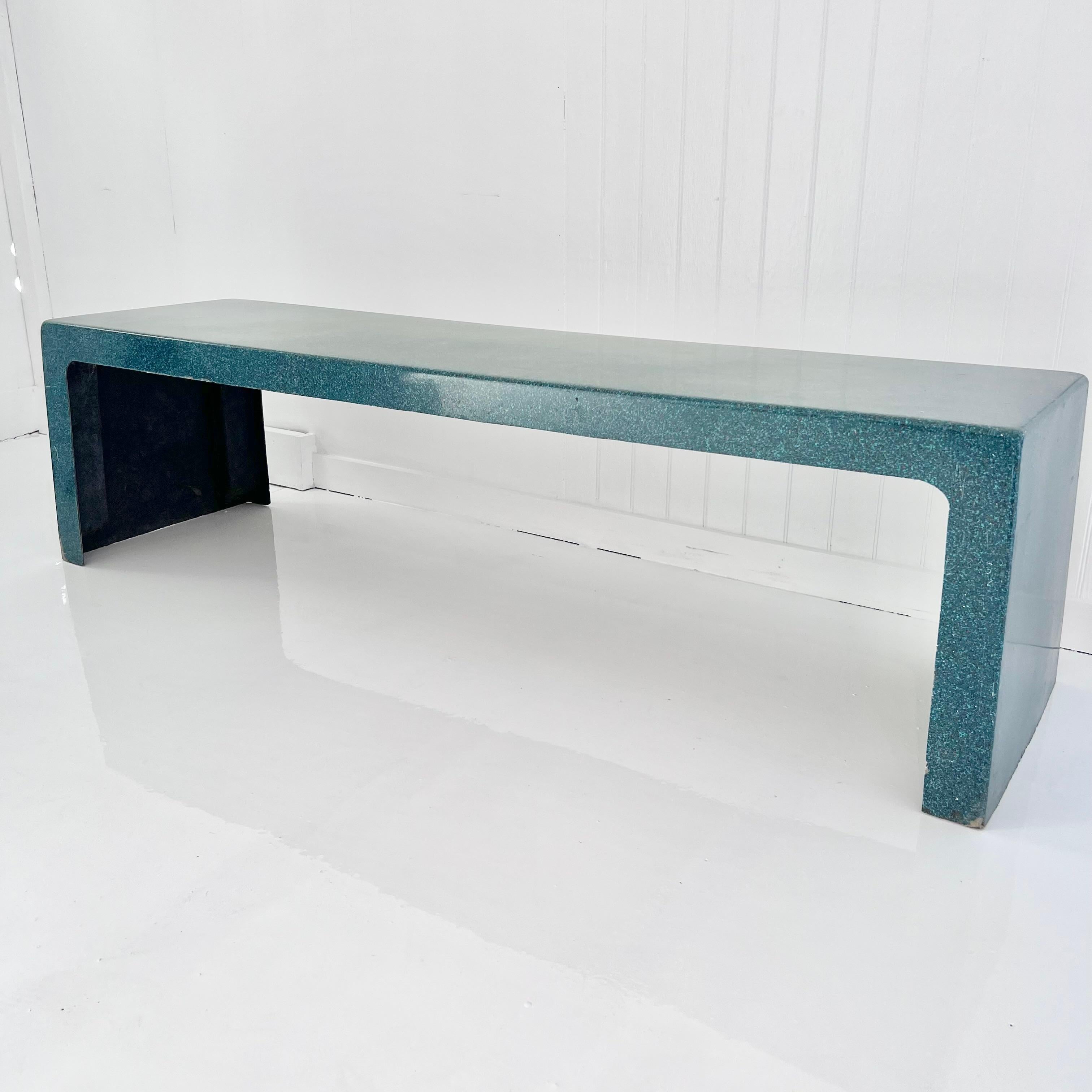 Sculptural Green Fiberglass Bench, 1980s USA In Good Condition For Sale In Los Angeles, CA
