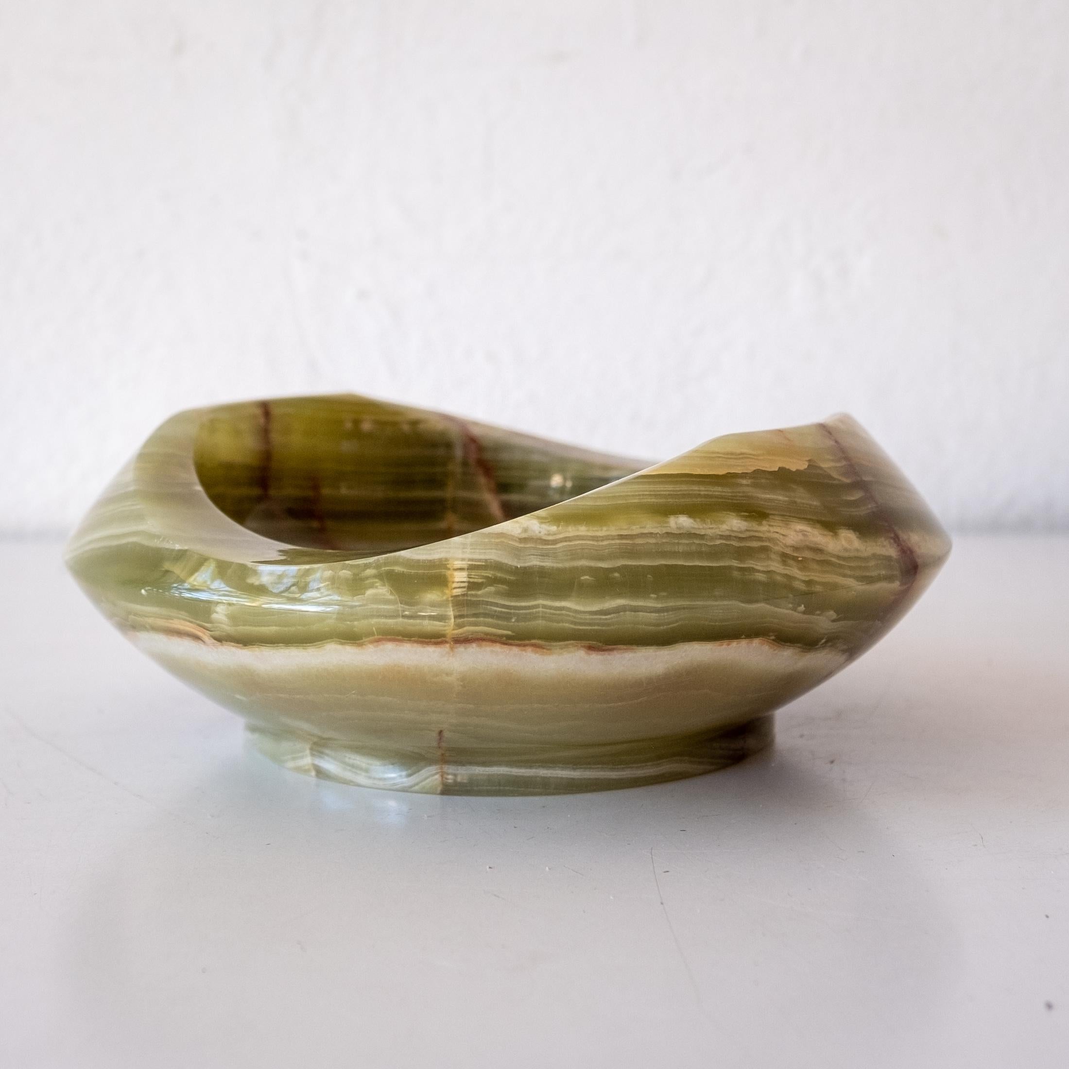 Sculptural Green Onyx Marble Bowl Catch All Italian In Good Condition For Sale In San Diego, CA