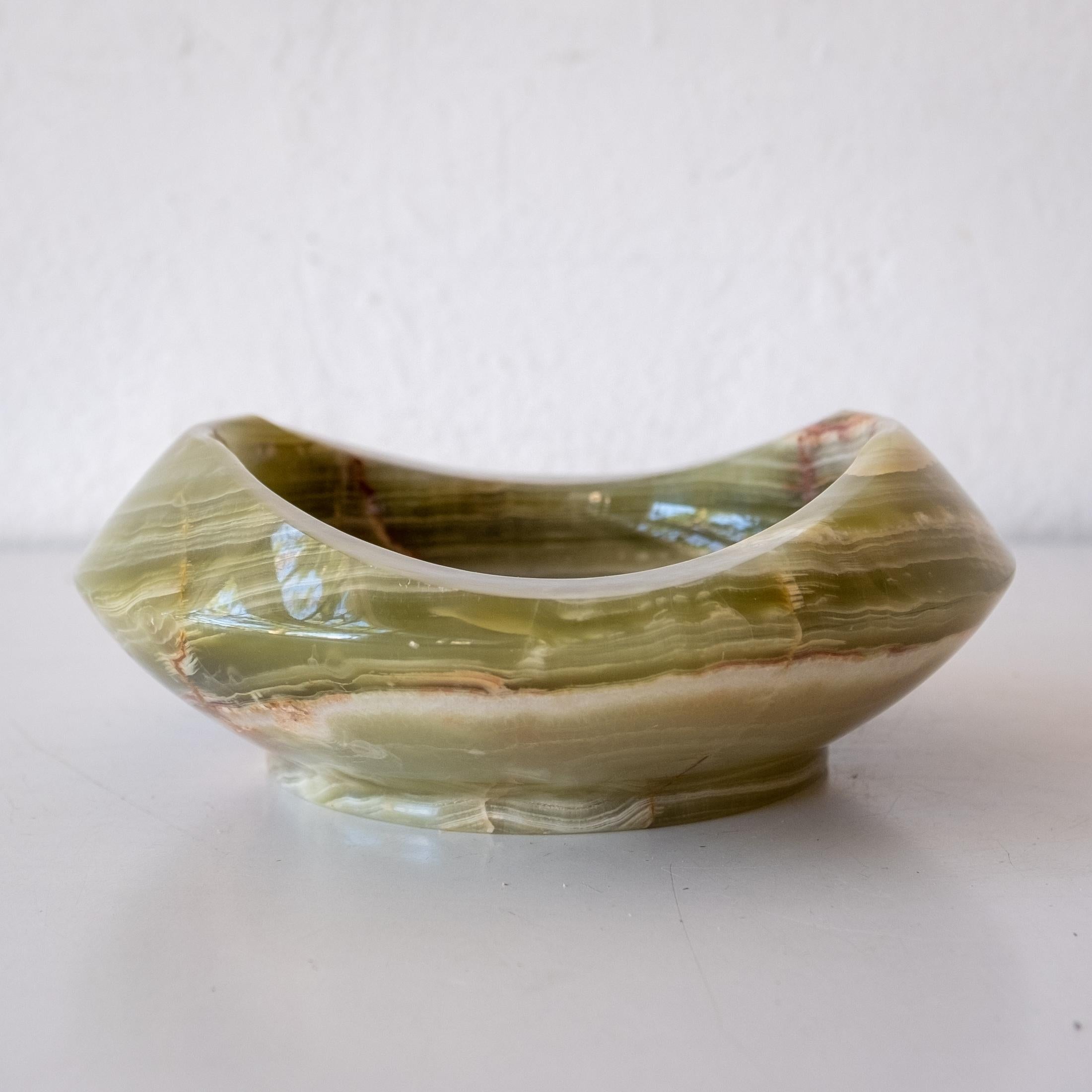 Sculptural Green Onyx Marble Bowl Catch All Italian In Good Condition For Sale In San Diego, CA