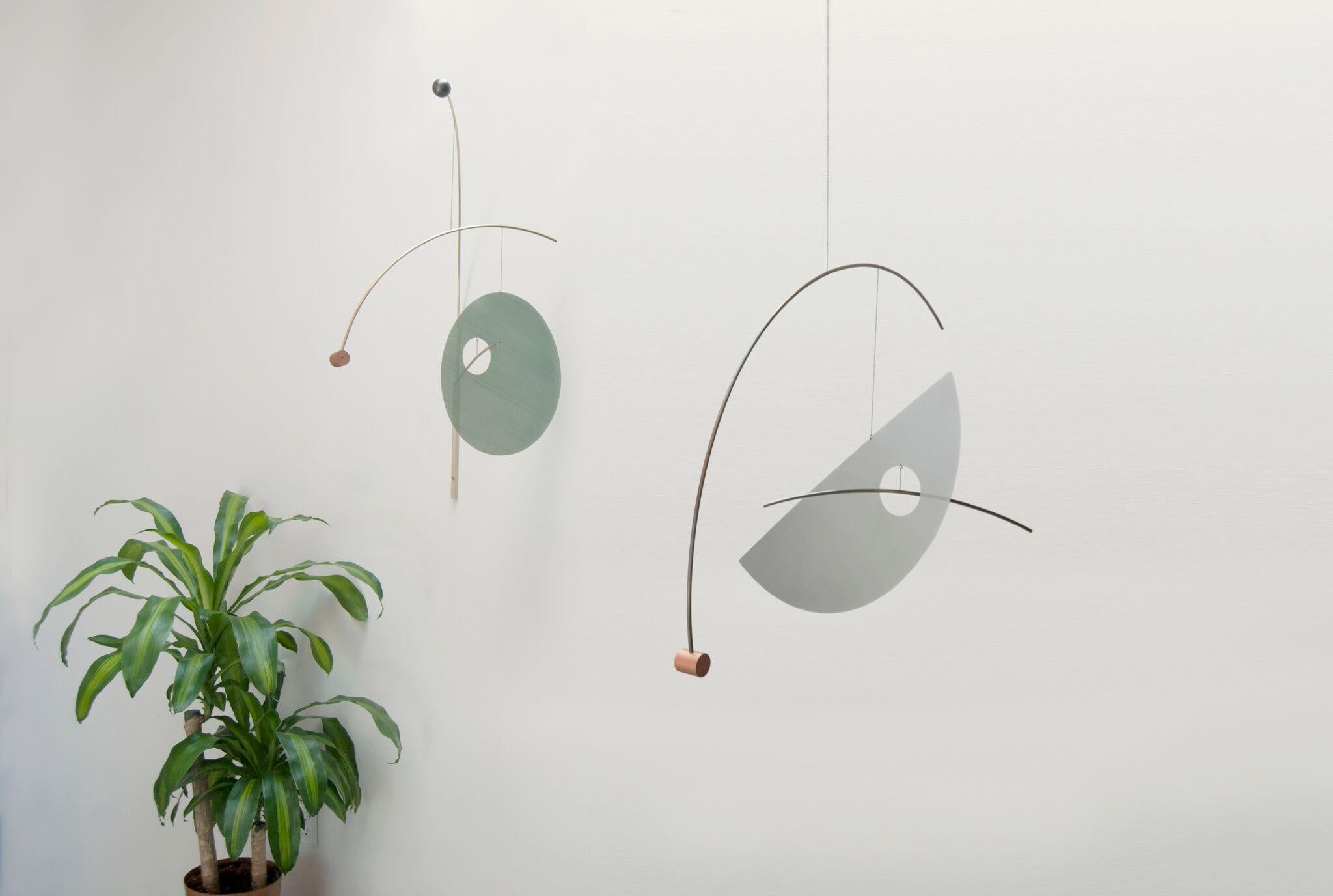 Sculptural Half Lune Mobile in Brushed Brass and Anodized Aluminium In New Condition For Sale In Brooklyn, NY