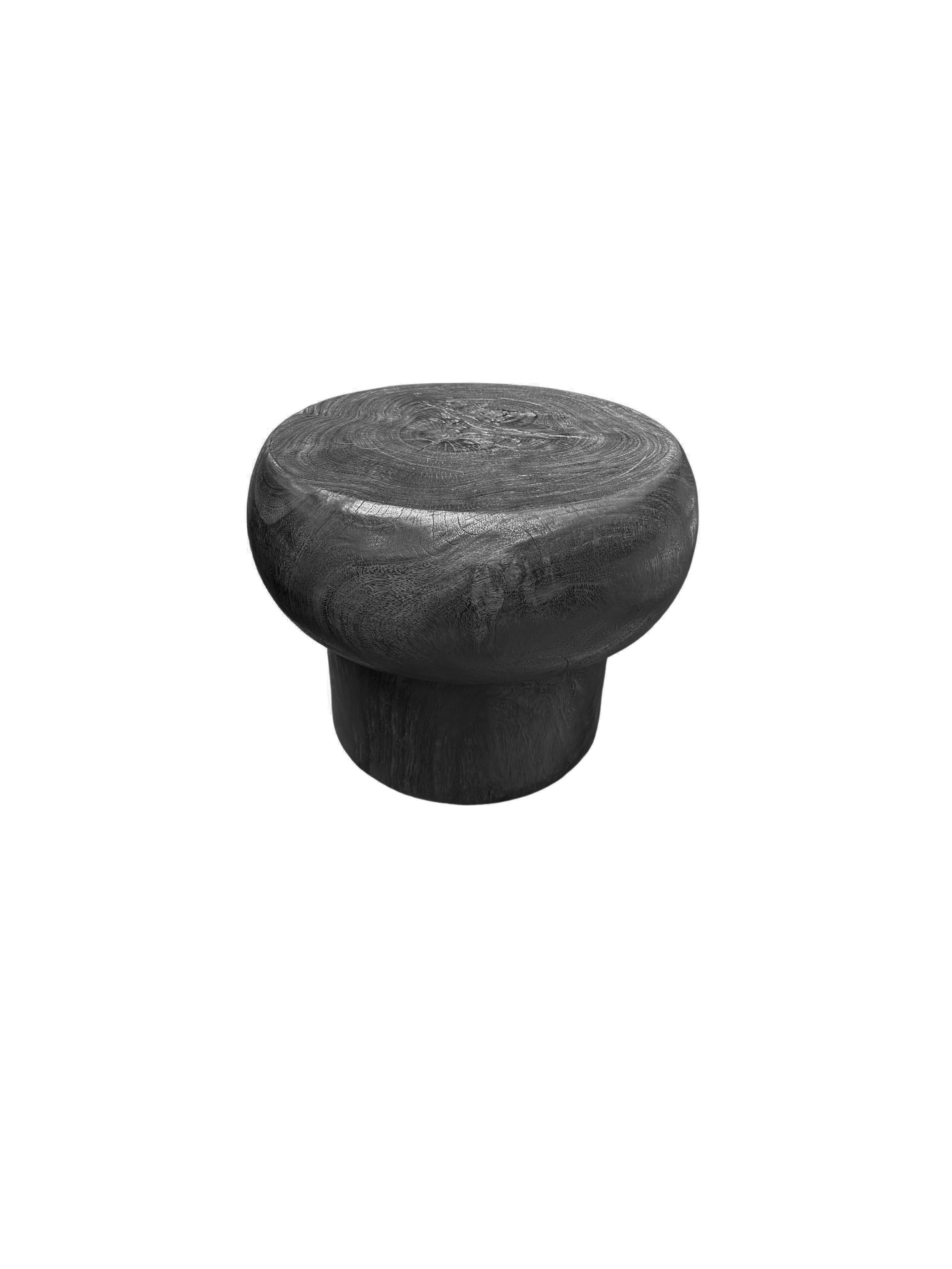 Organic Modern Sculptural Hand-Carved Round Solid Mango Wood Side Table, Modern Organic, Burnt For Sale