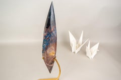 Skulpturale handgeschnitzte blaugrüne Kristallflamme