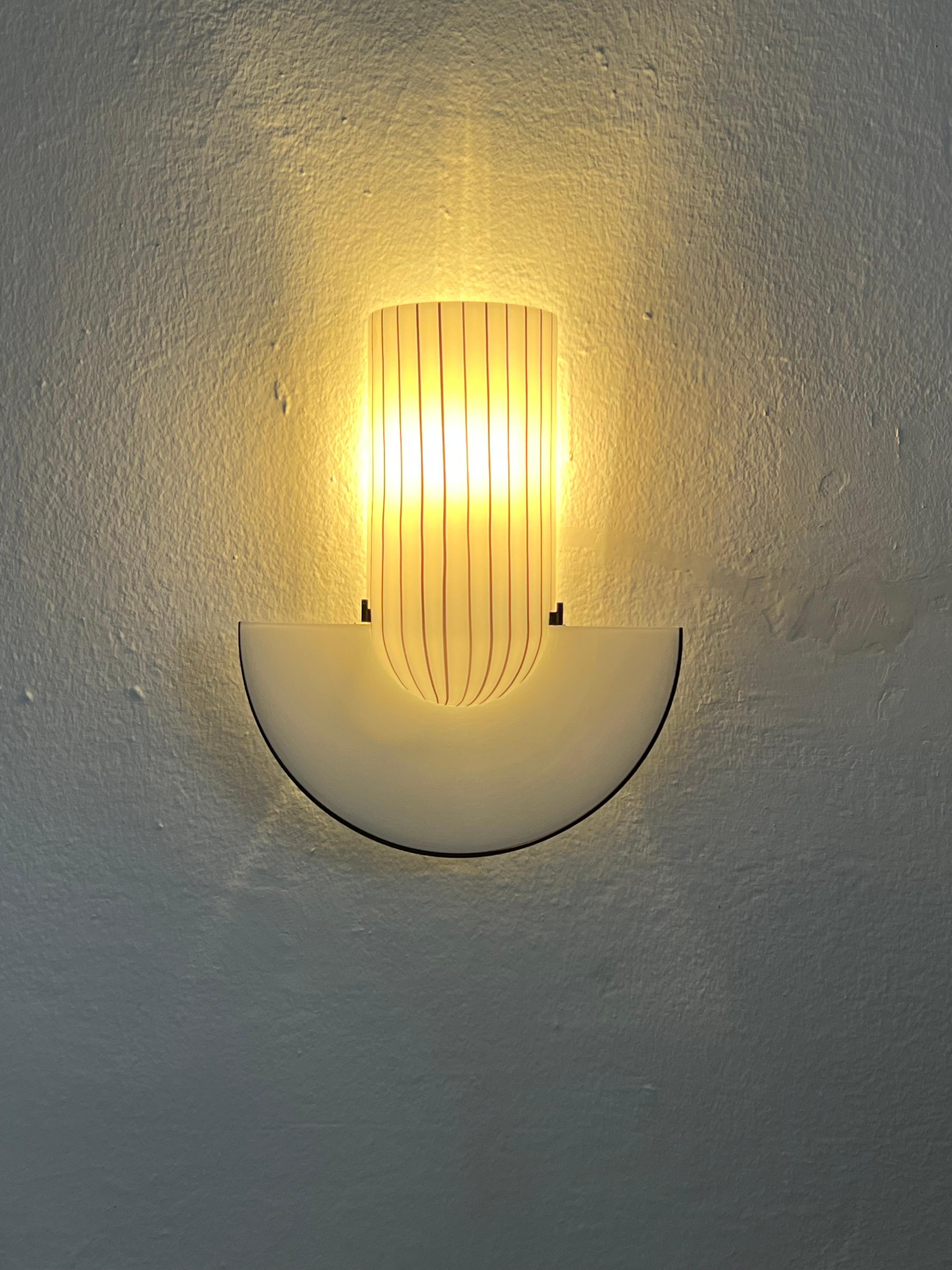 Sculptural hand decorated wall light  by Vistosi Murano, rare glass art piece For Sale 5