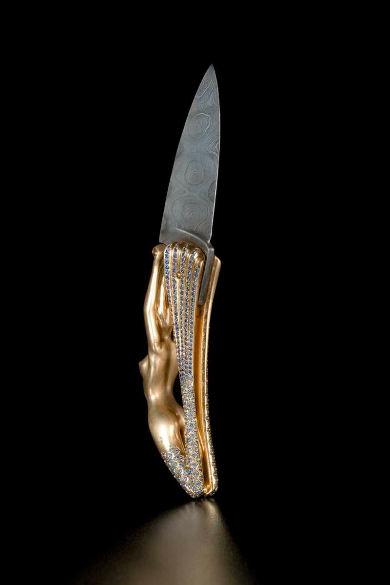 Moderne Couteau sirène sculptural fait main en or rose 18 carats, damast superposé et diamants en vente
