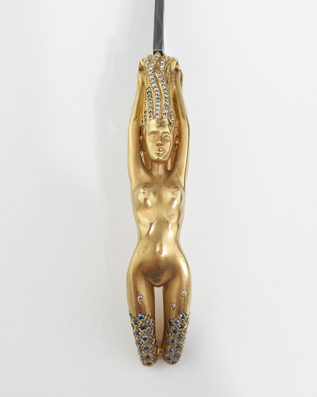 Couteau sirène sculptural fait main en or rose 18 carats, damast superposé et diamants en vente 1