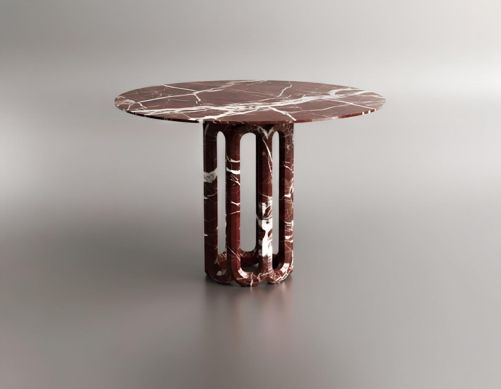 Arts and Crafts Sculpturale Table de salle à manger ronde en marbre rouge Rosso Levanto, faite à la main en vente