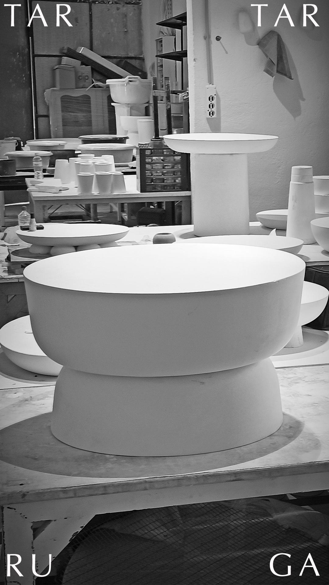 XXIe siècle et contemporain Table basse ovale sculpturale organique et modernetartarUGA d'Alentes Atelier en vente